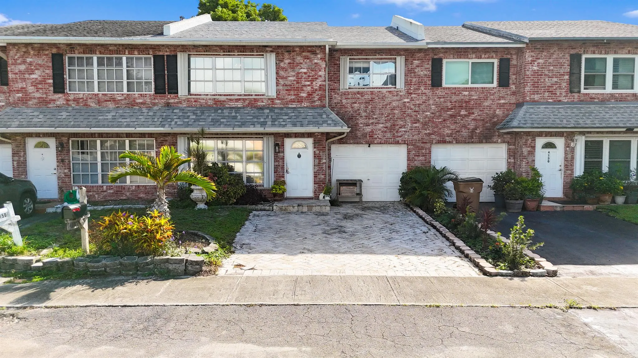 4140 NW 8th Lane