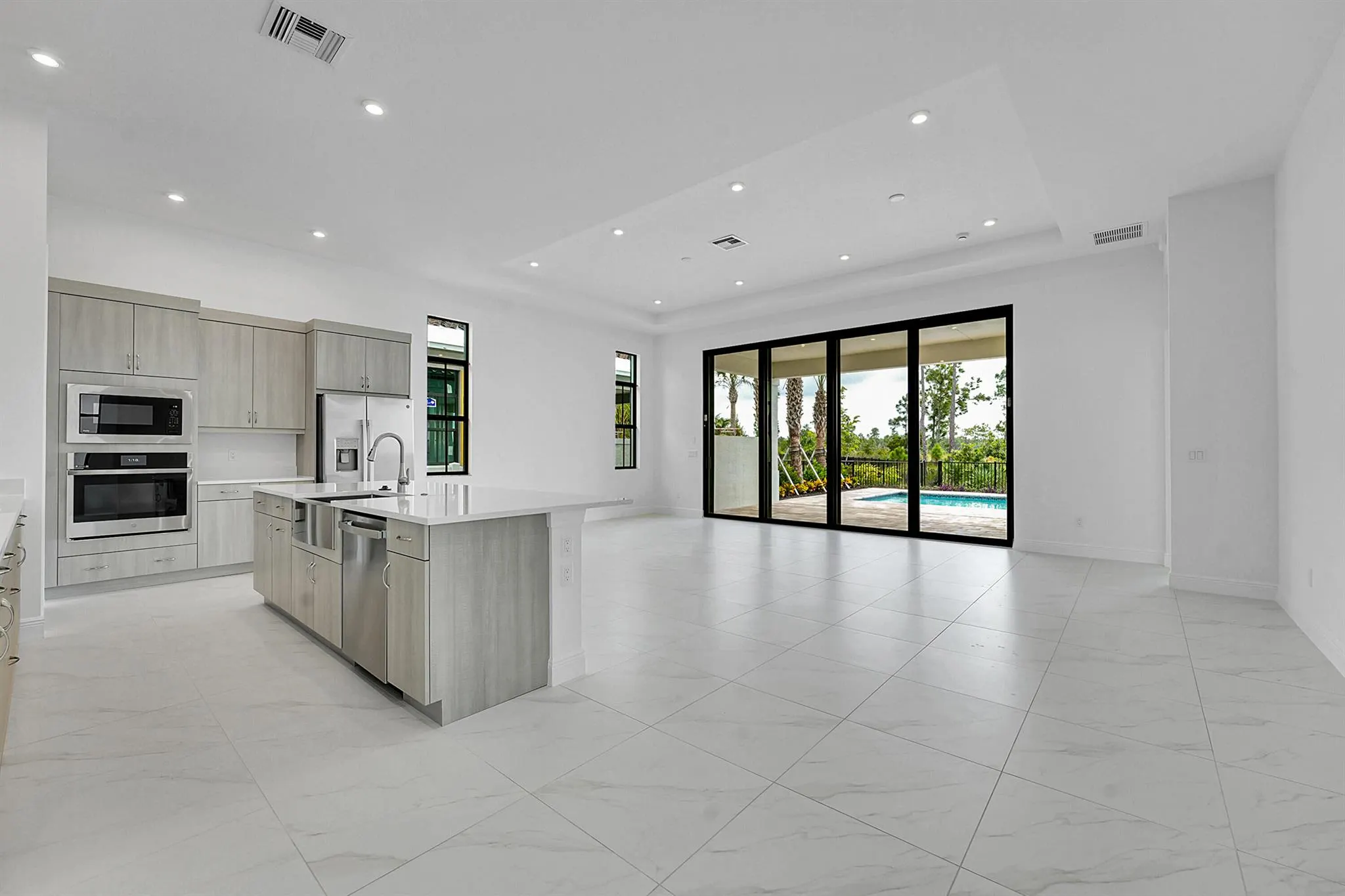 13920 Vivant Drive