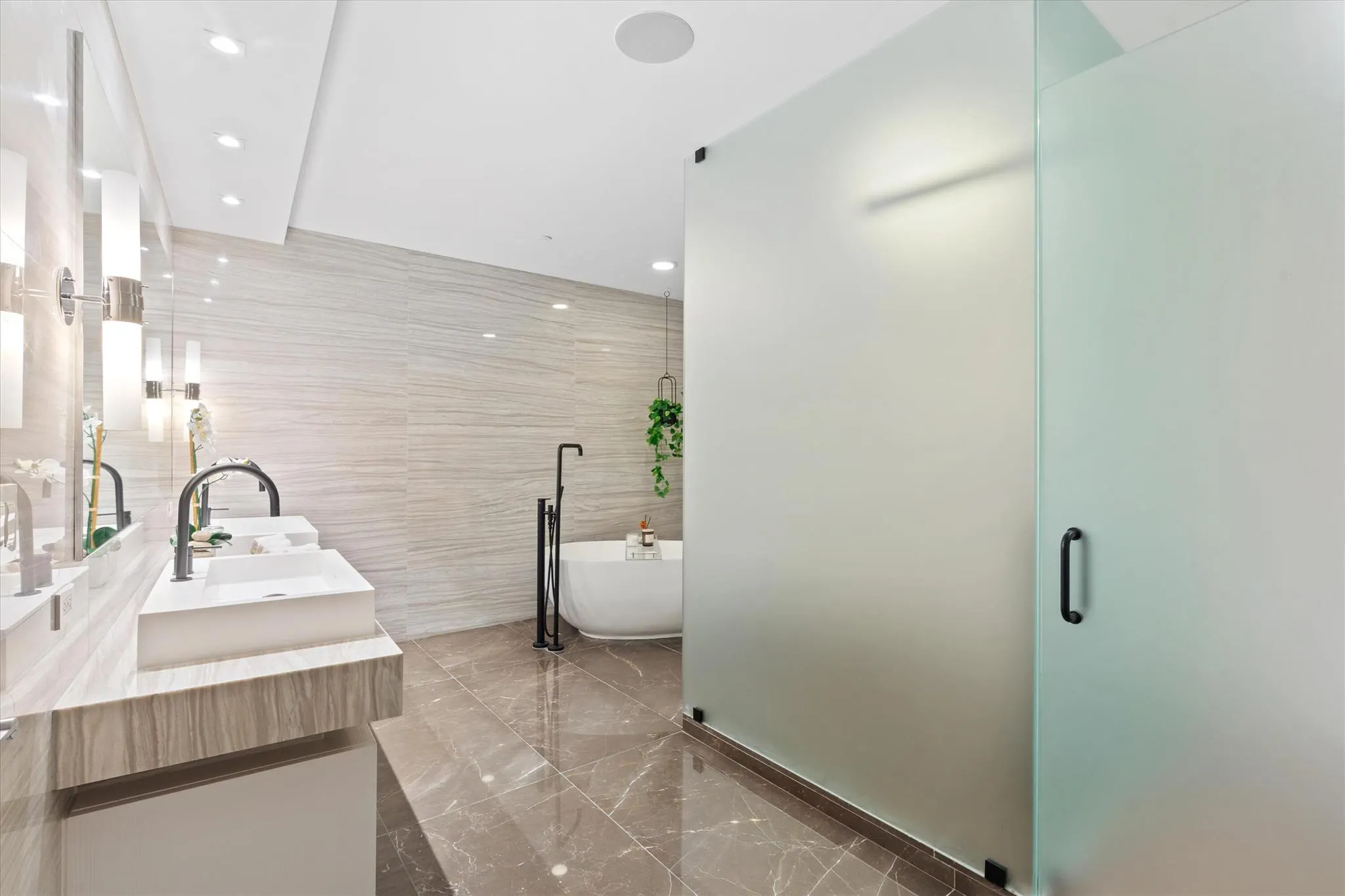 2200 N Ocean Boulevard, #N201