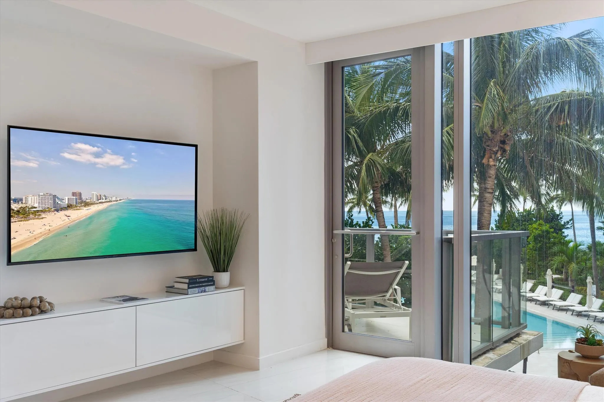 2200 N Ocean Boulevard, #N201