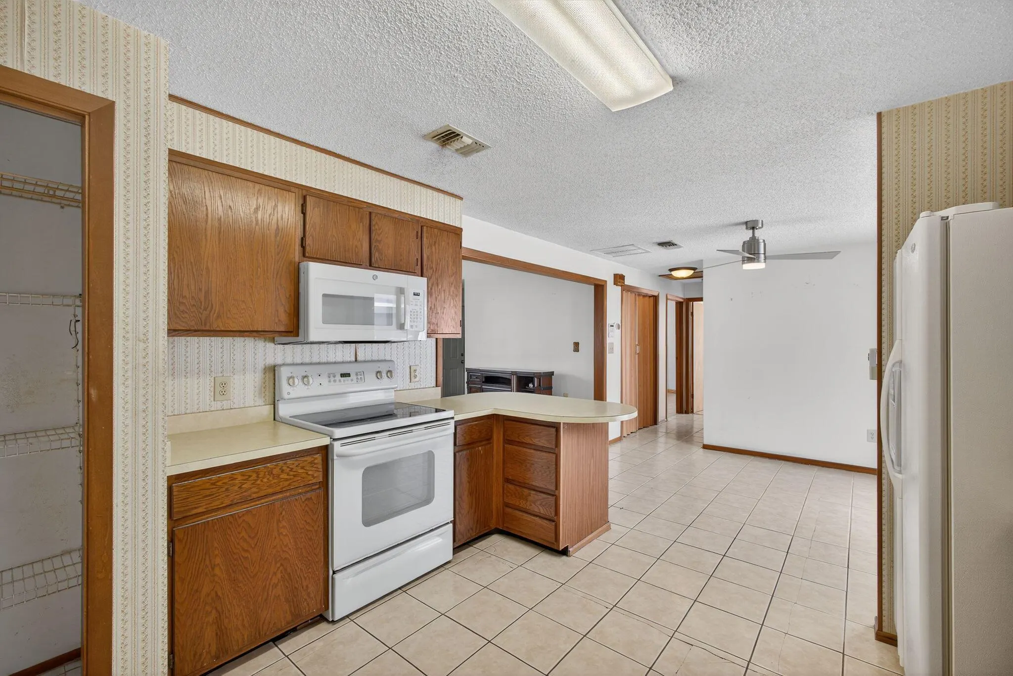 1332 W 33rd Street