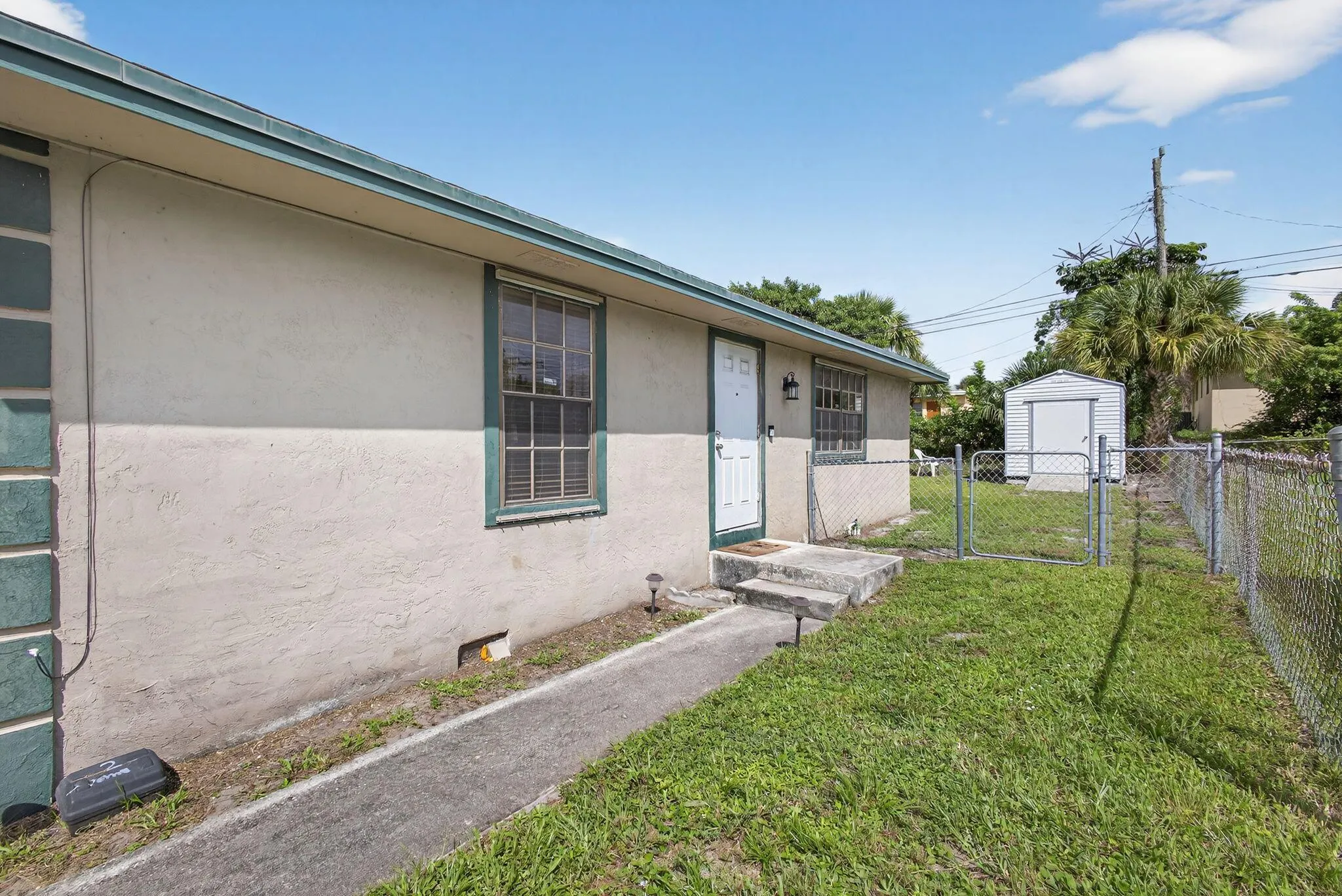 1332 W 33rd Street