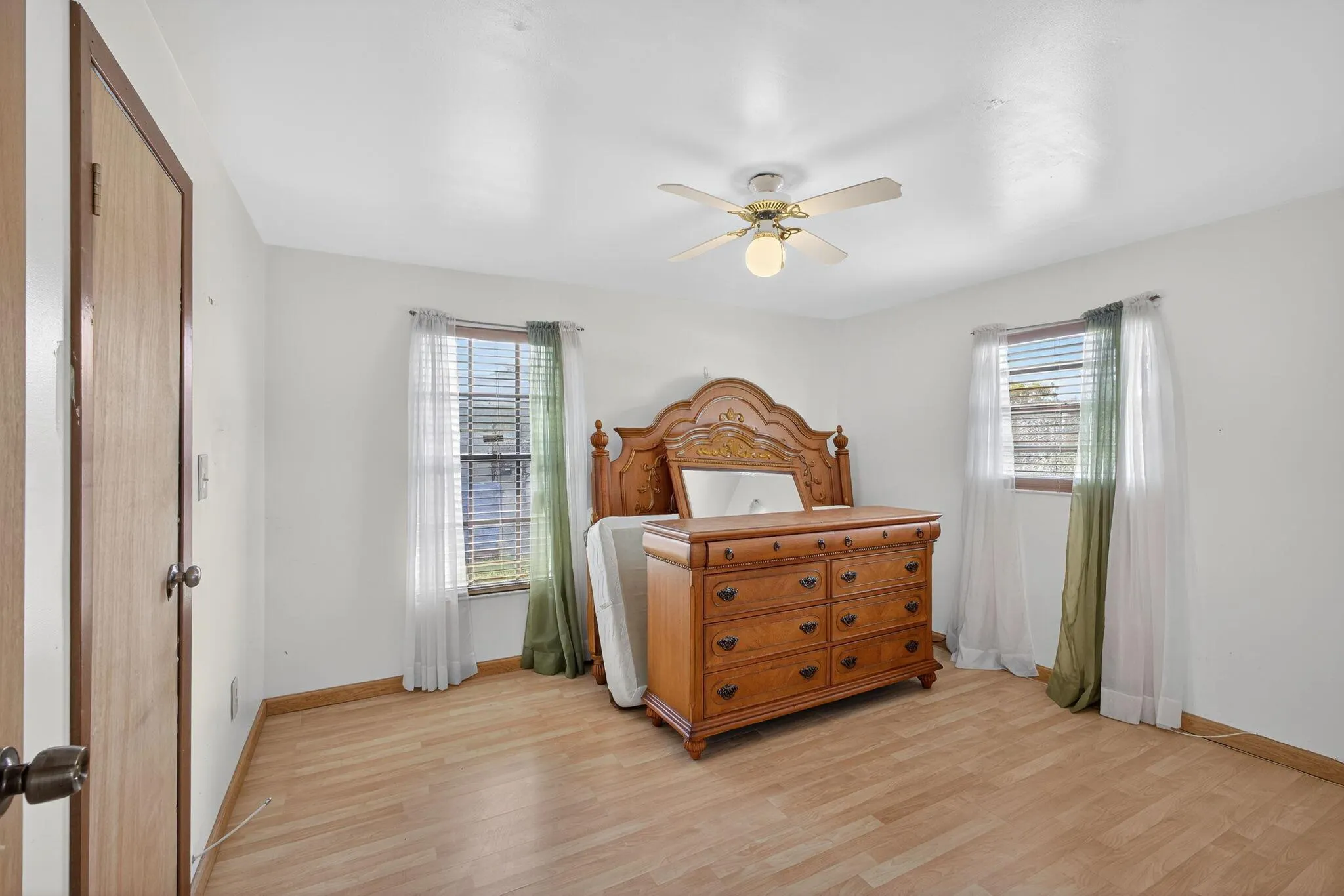 1332 W 33rd Street