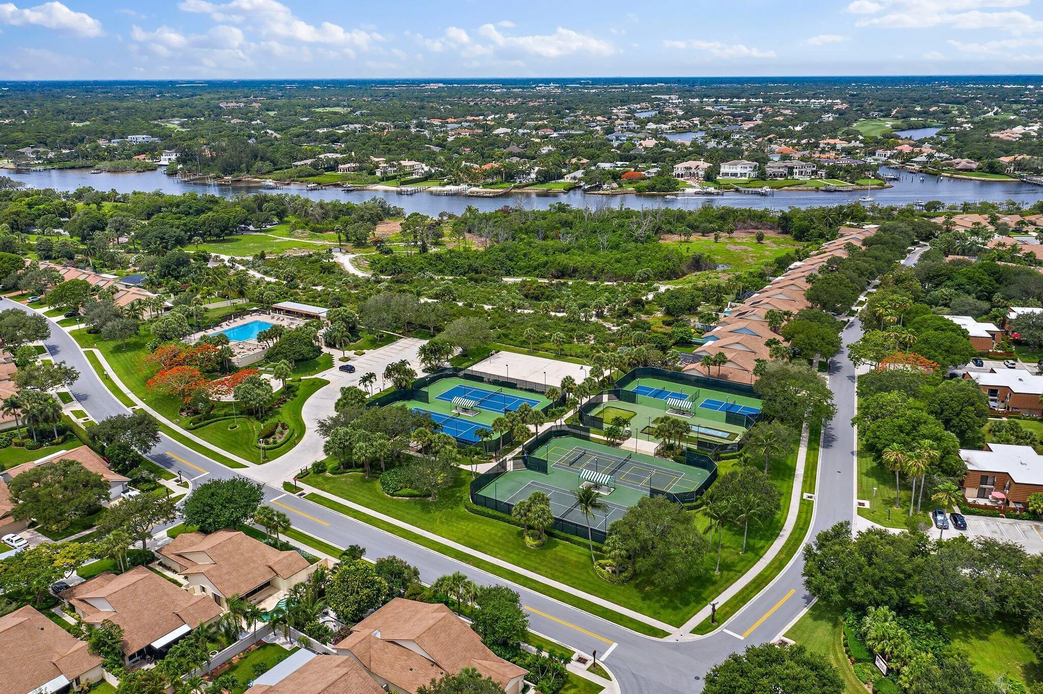 3052 30th Court