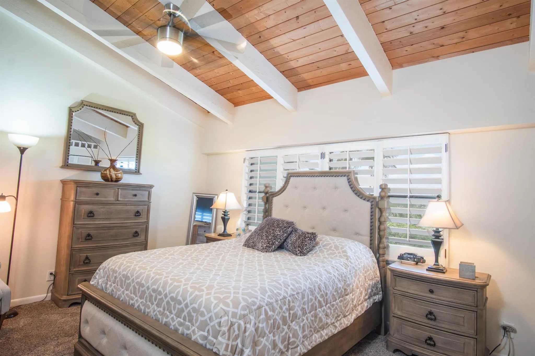 2355 NE Ocean Boulevard, #20b