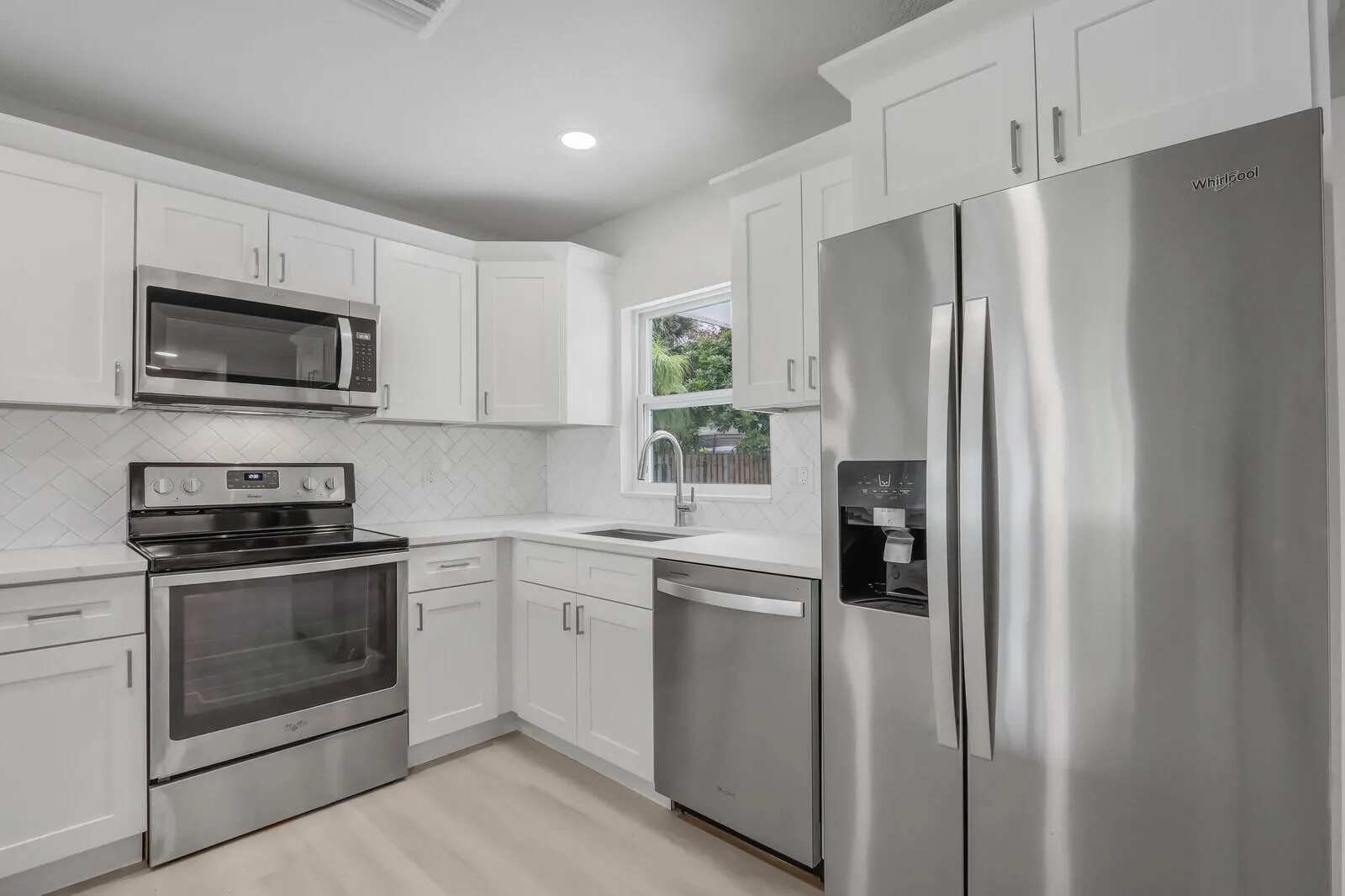 3288 Bermuda Road
