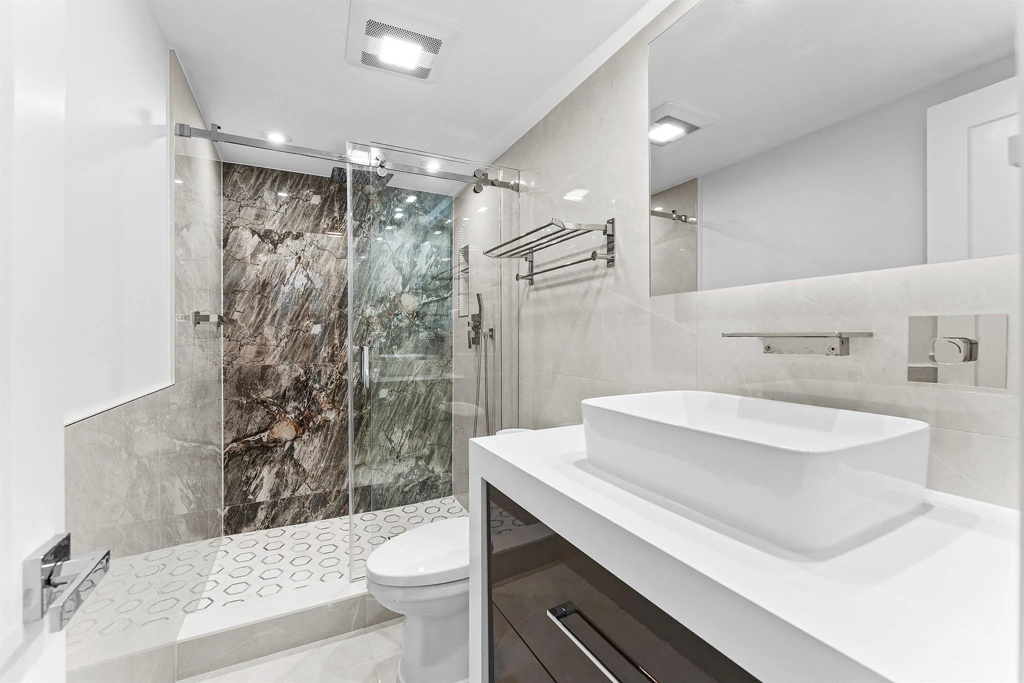 301 Lake Shore Drive, #411