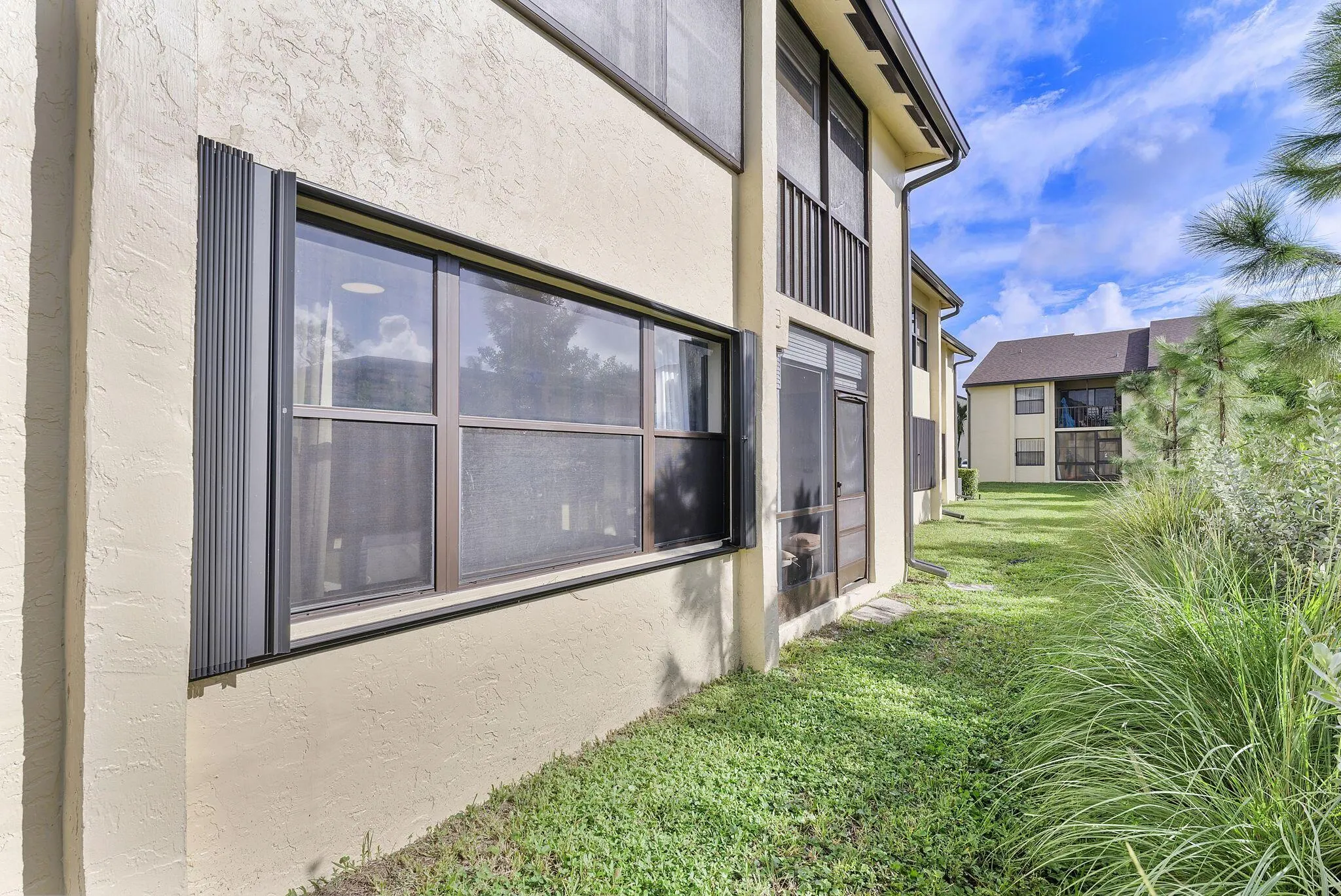 4705 Lucerne Lakes Blvd E, #103