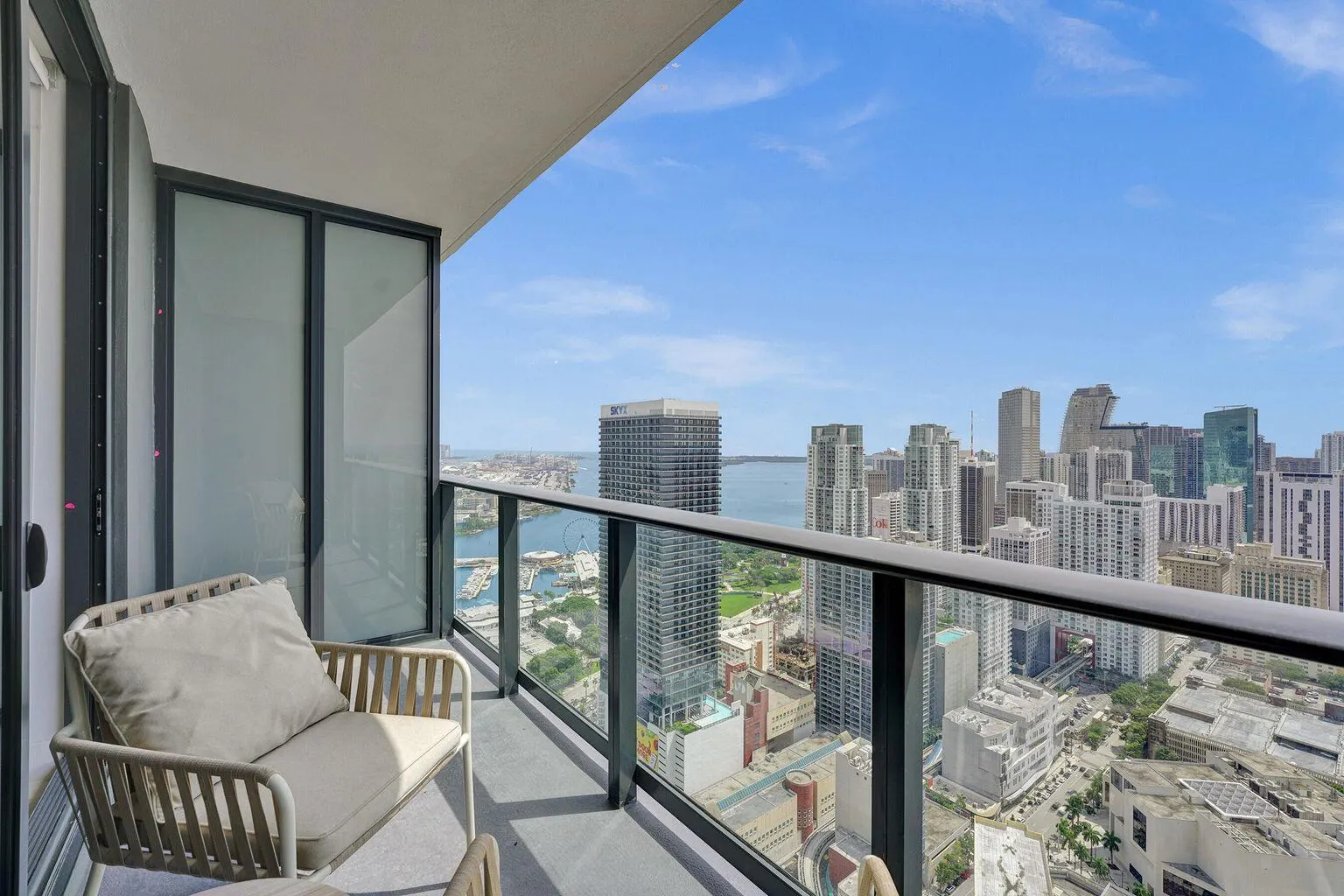 601 NE 1st Avenue, #4712