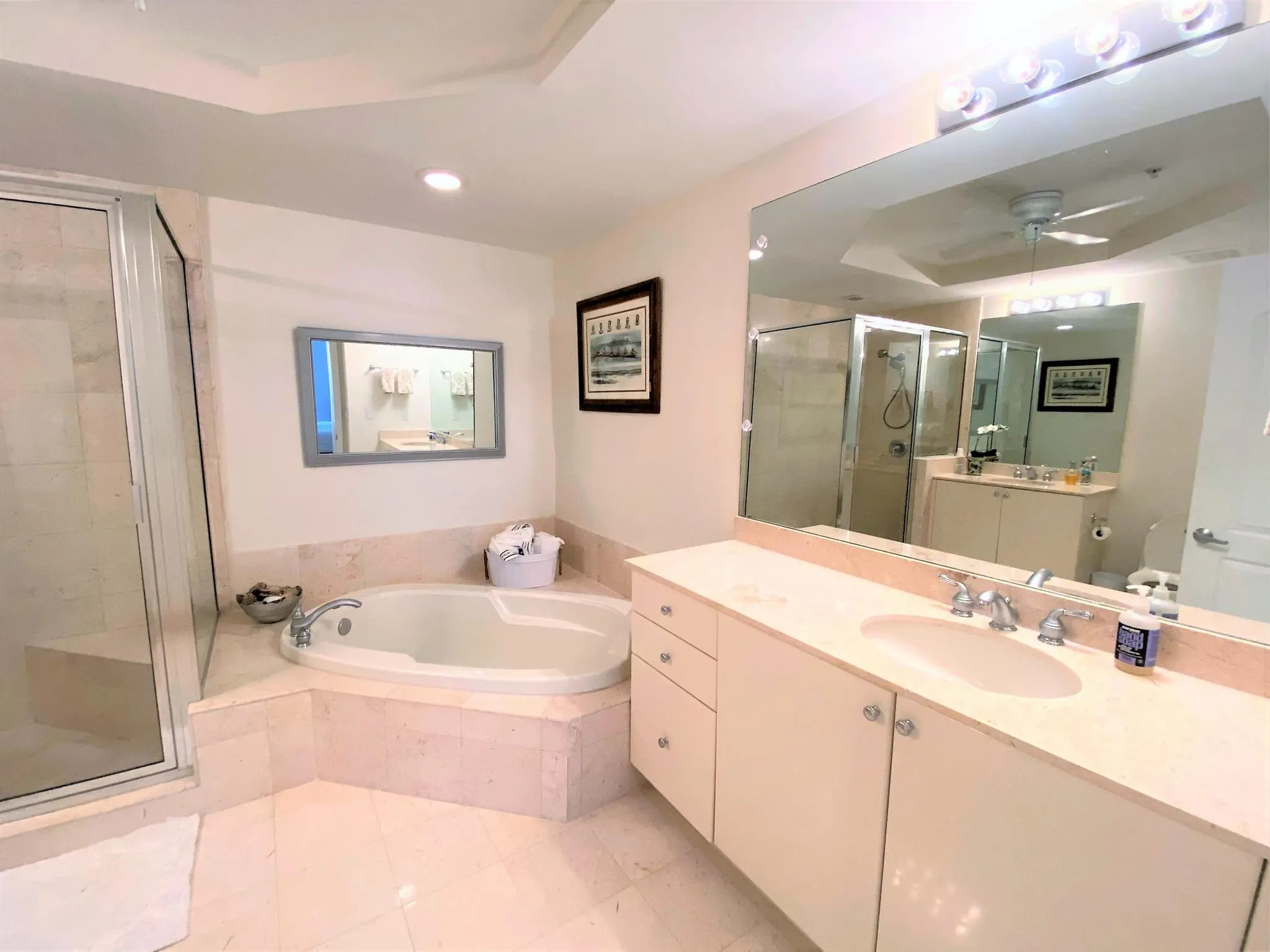 801 S Olive Avenue, #903