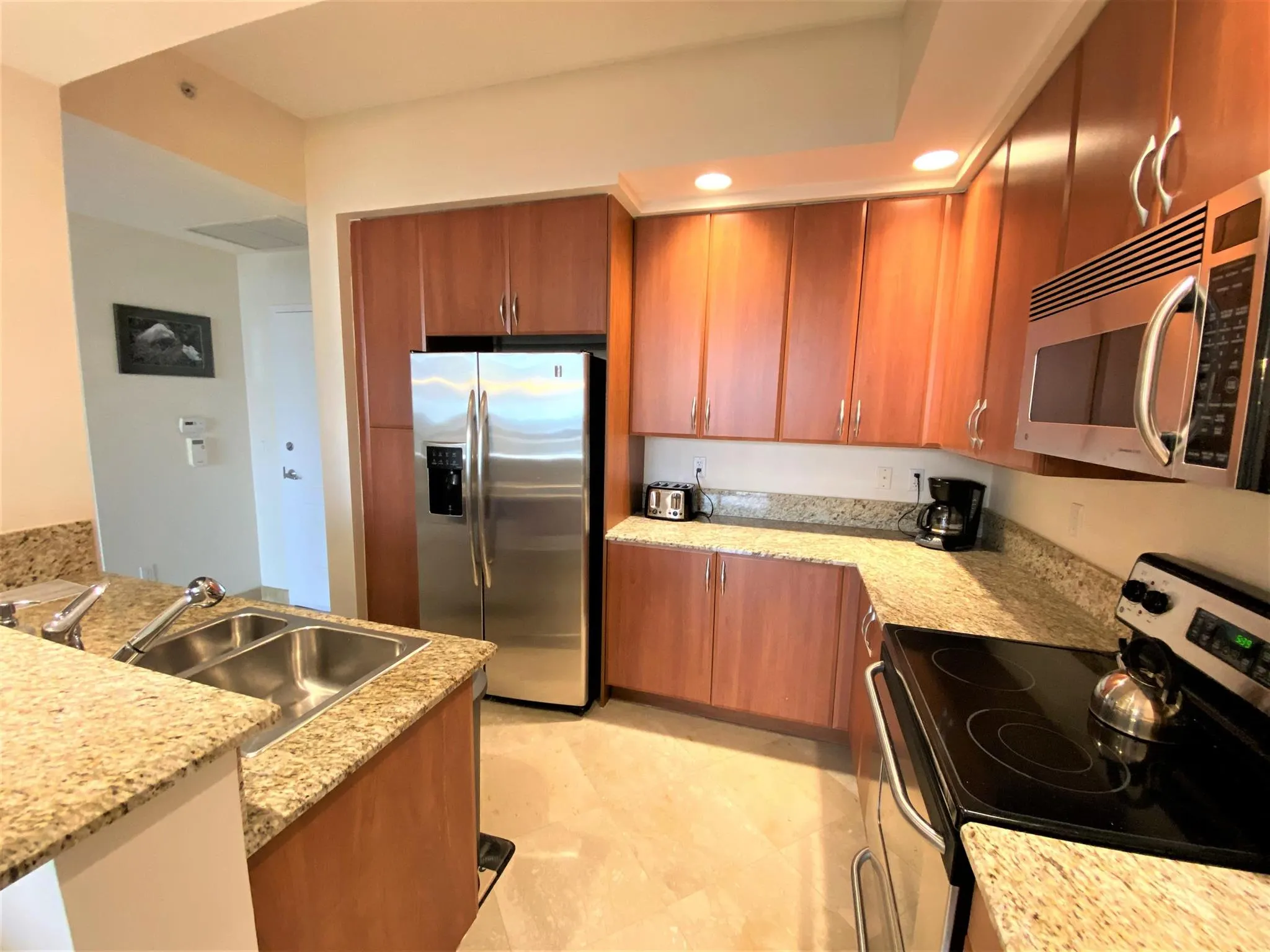 801 S Olive Avenue, #903