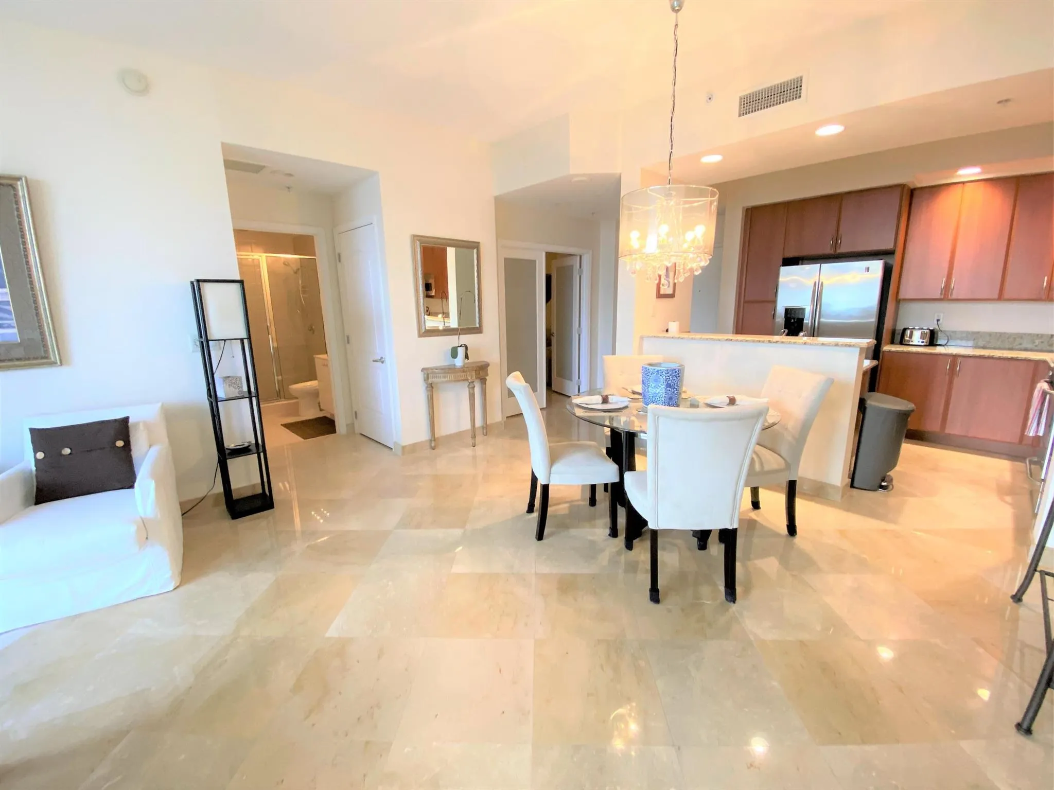 801 S Olive Avenue, #903