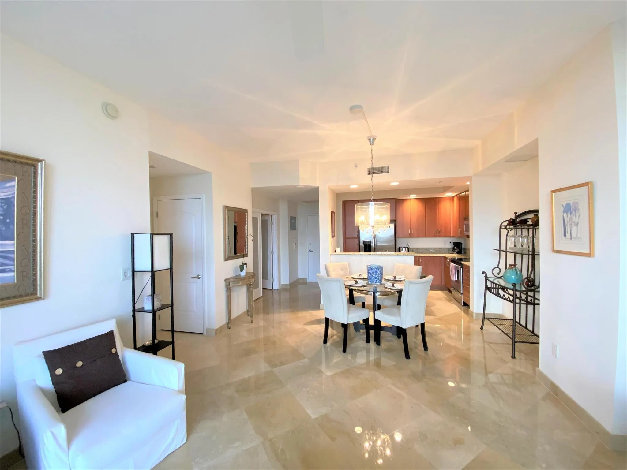 801 S Olive Avenue, #903