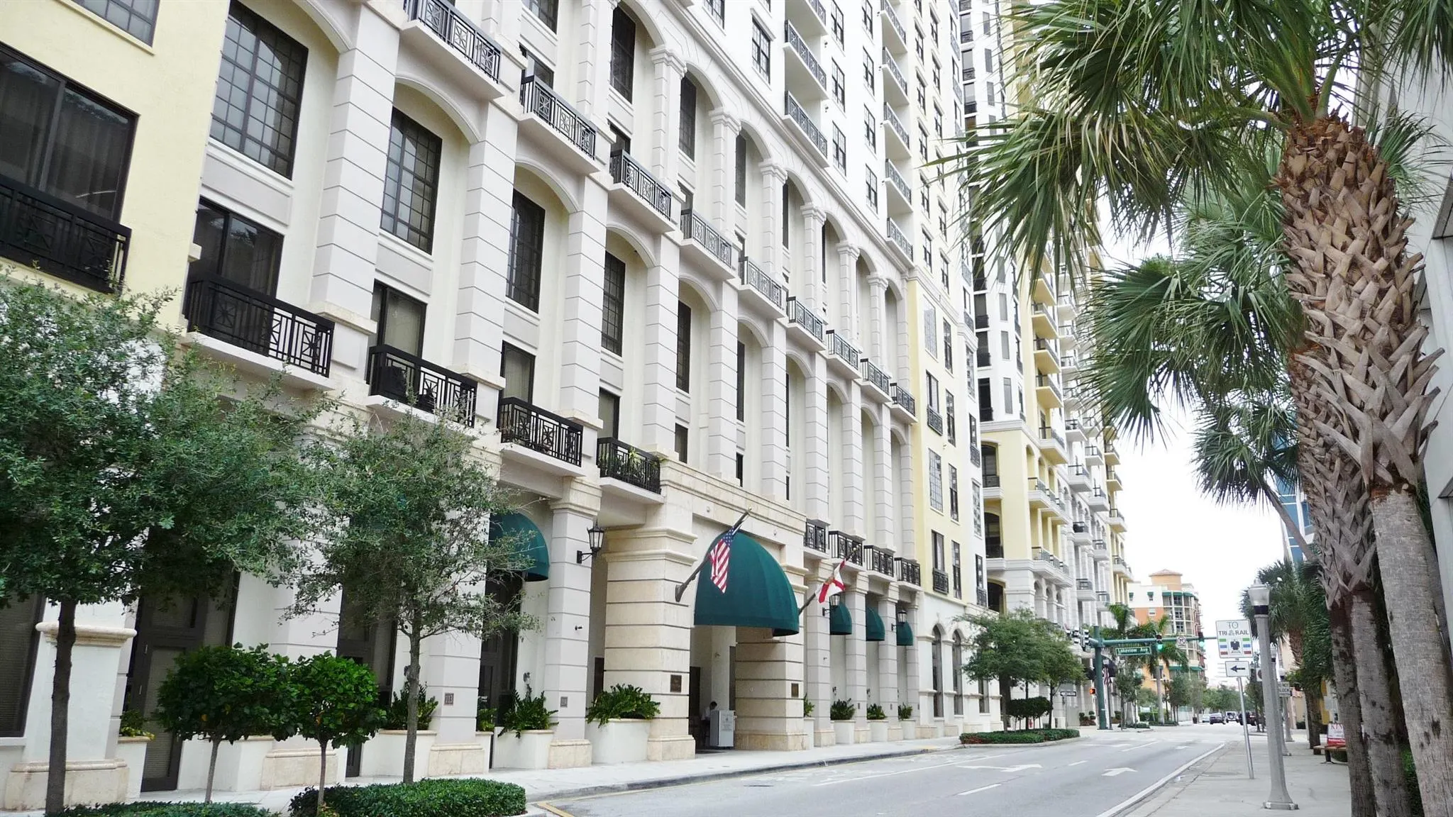 801 S Olive Avenue, #903