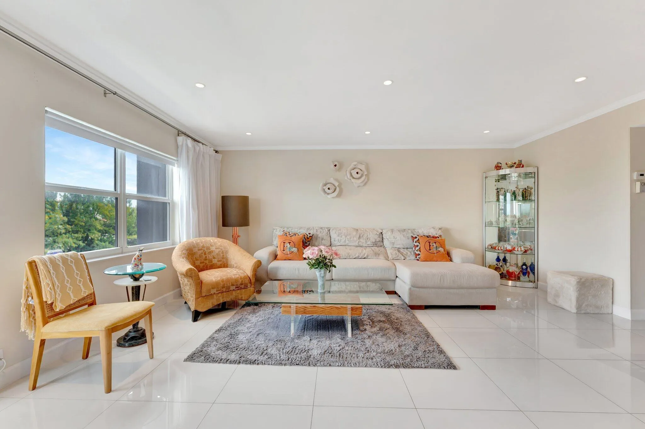 300 Diplomat Parkway, #606
