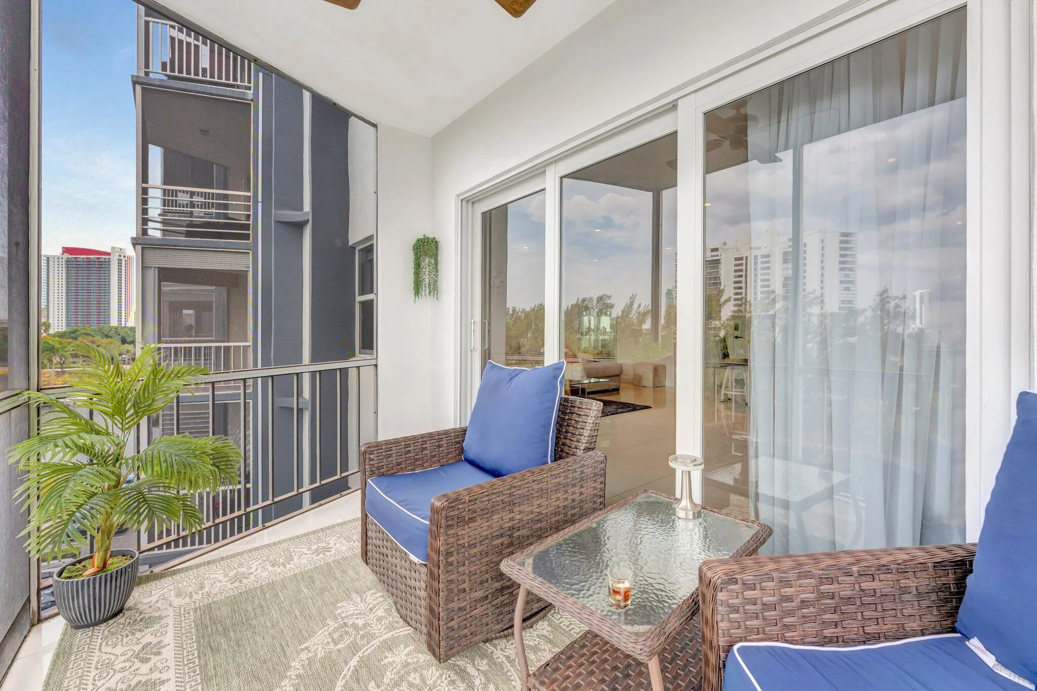300 Diplomat Parkway, #606