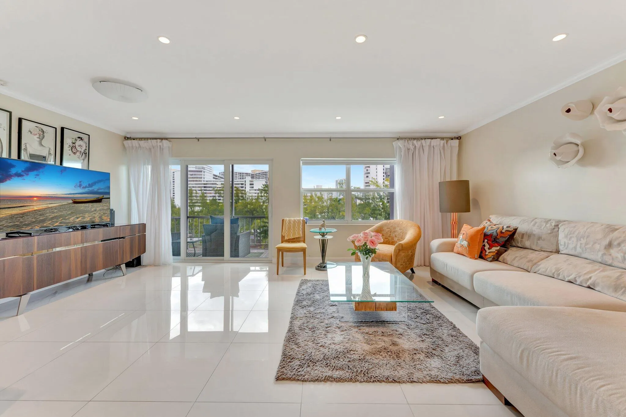 300 Diplomat Parkway, #606