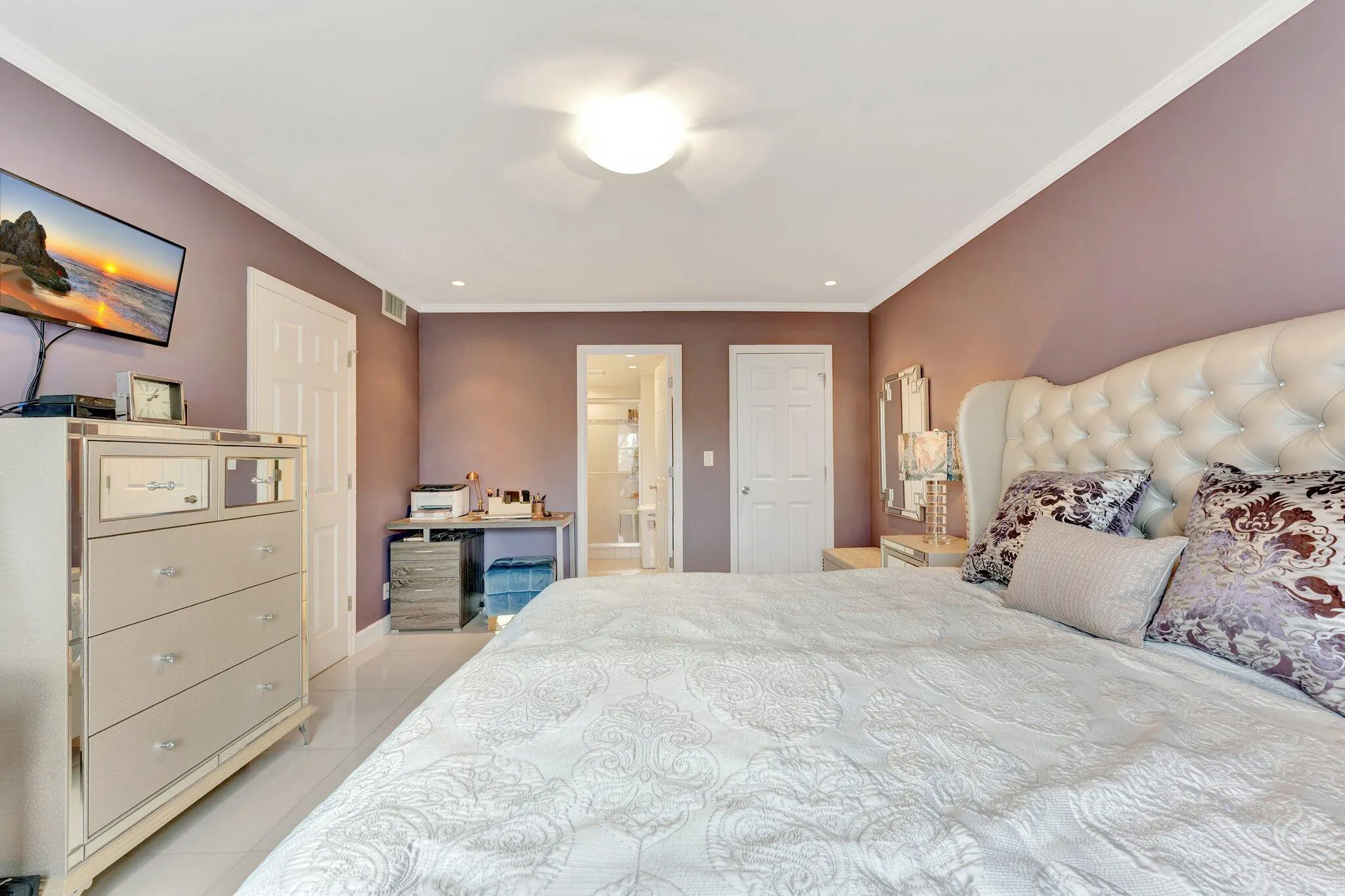 300 Diplomat Parkway, #606