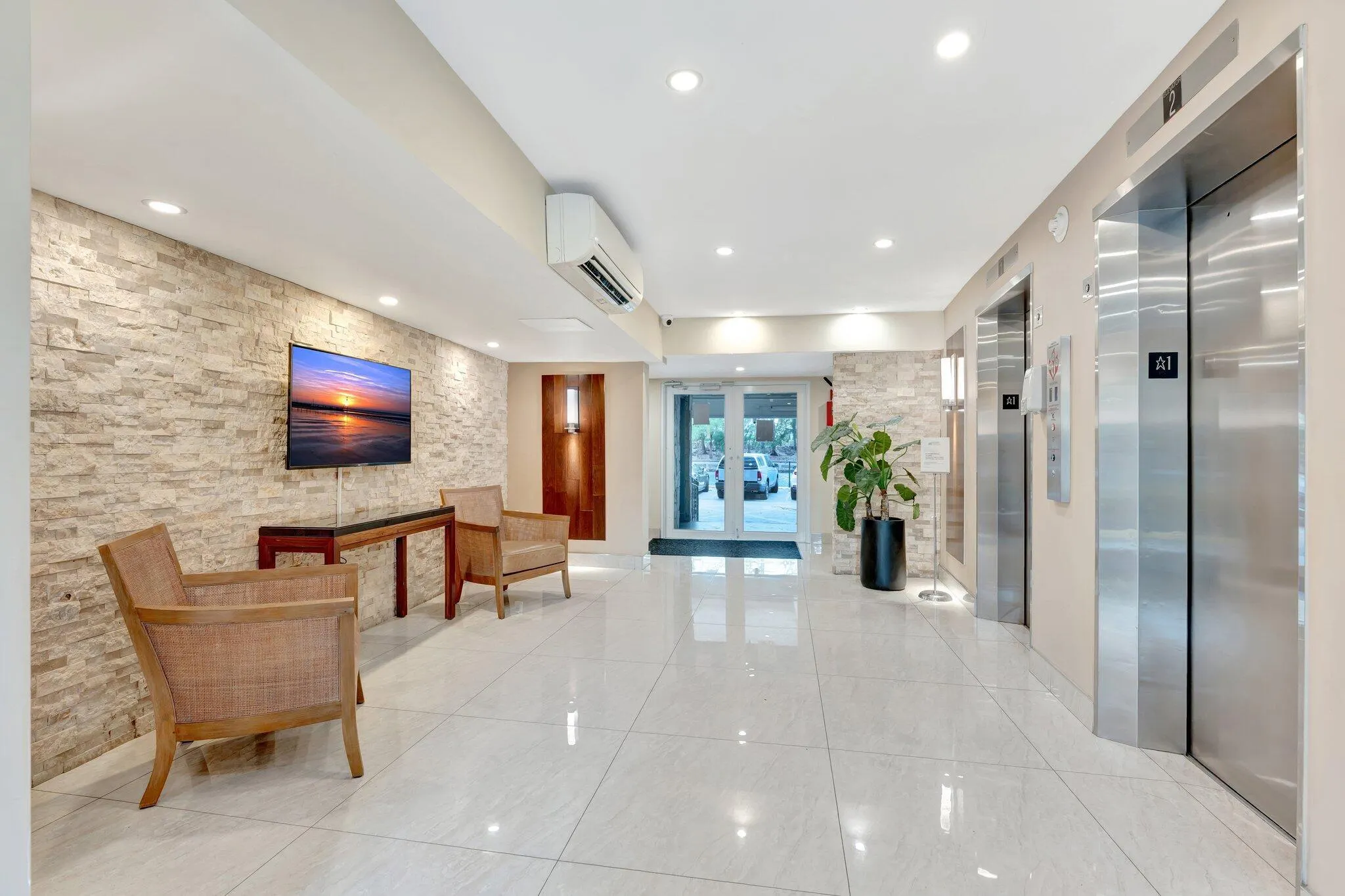300 Diplomat Parkway, #606