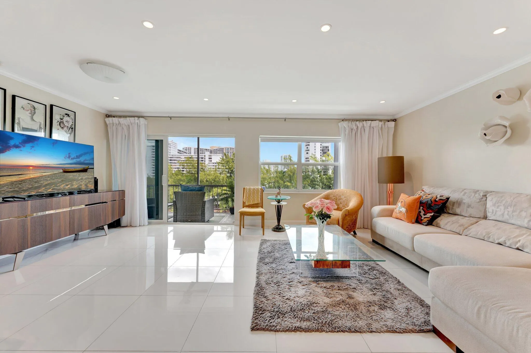 300 Diplomat Parkway, #606