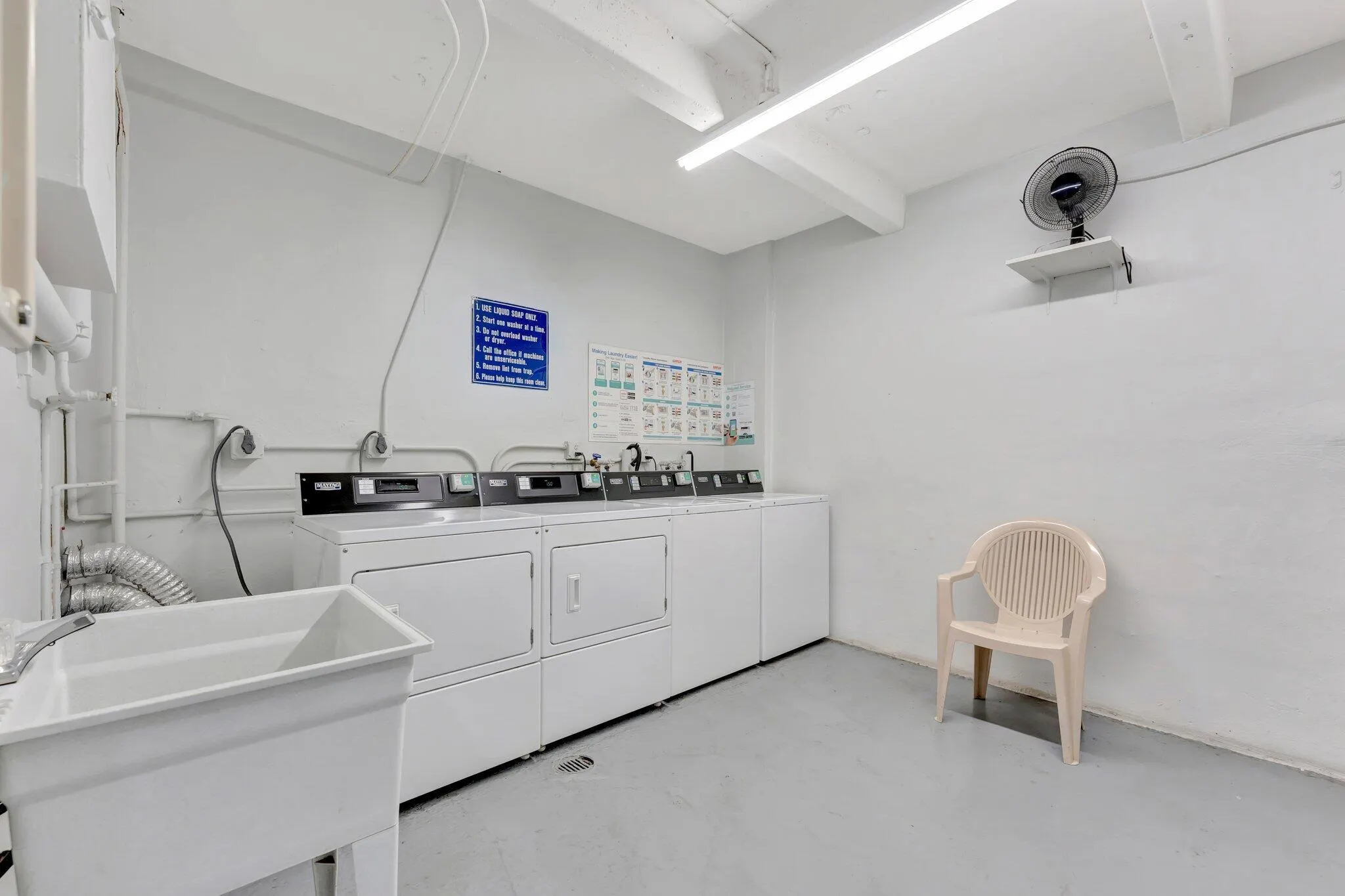 300 Diplomat Parkway, #606