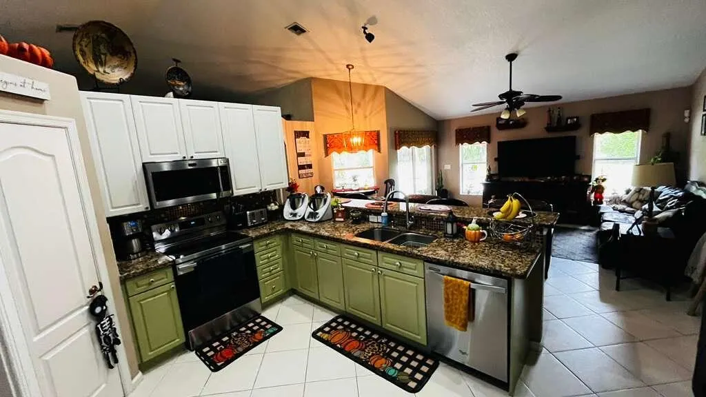 13566 Callington Drive