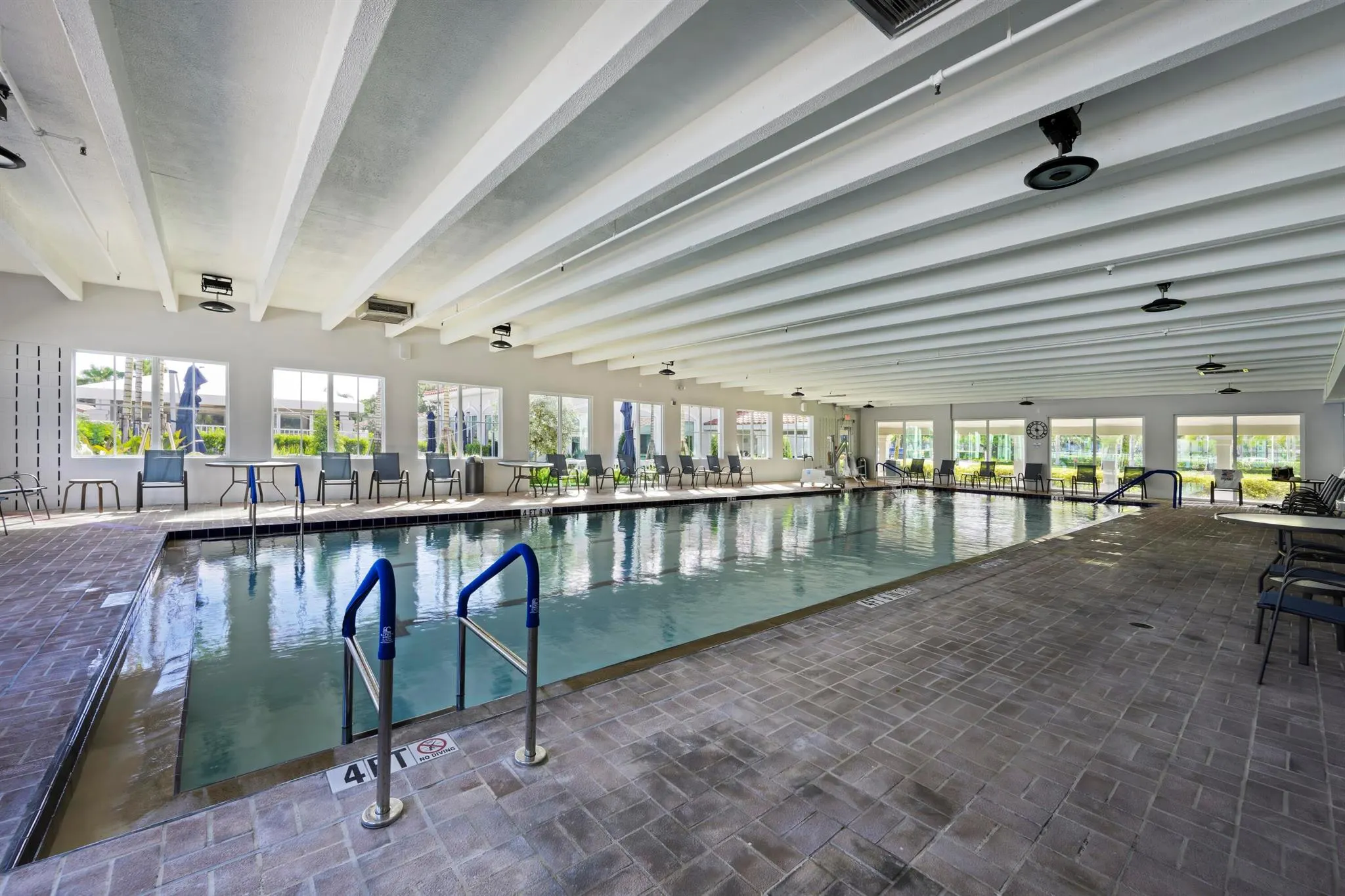 6222 Pointe Regal Circle