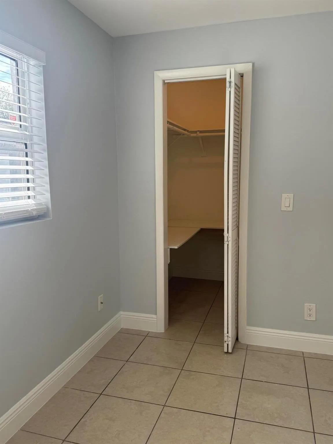 3465 48th Lane S