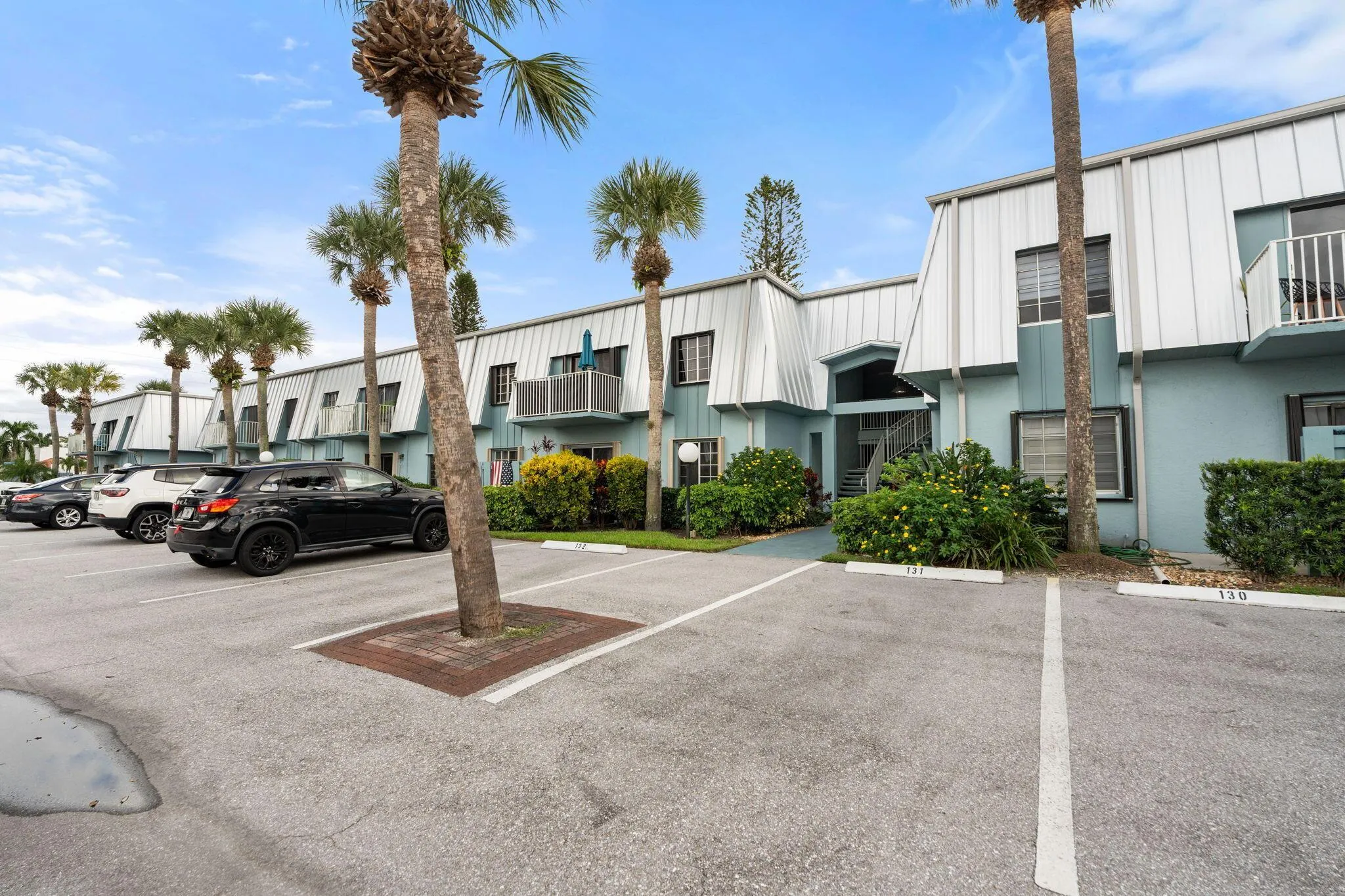 950 S Kanner Hwy # Un, #E-24