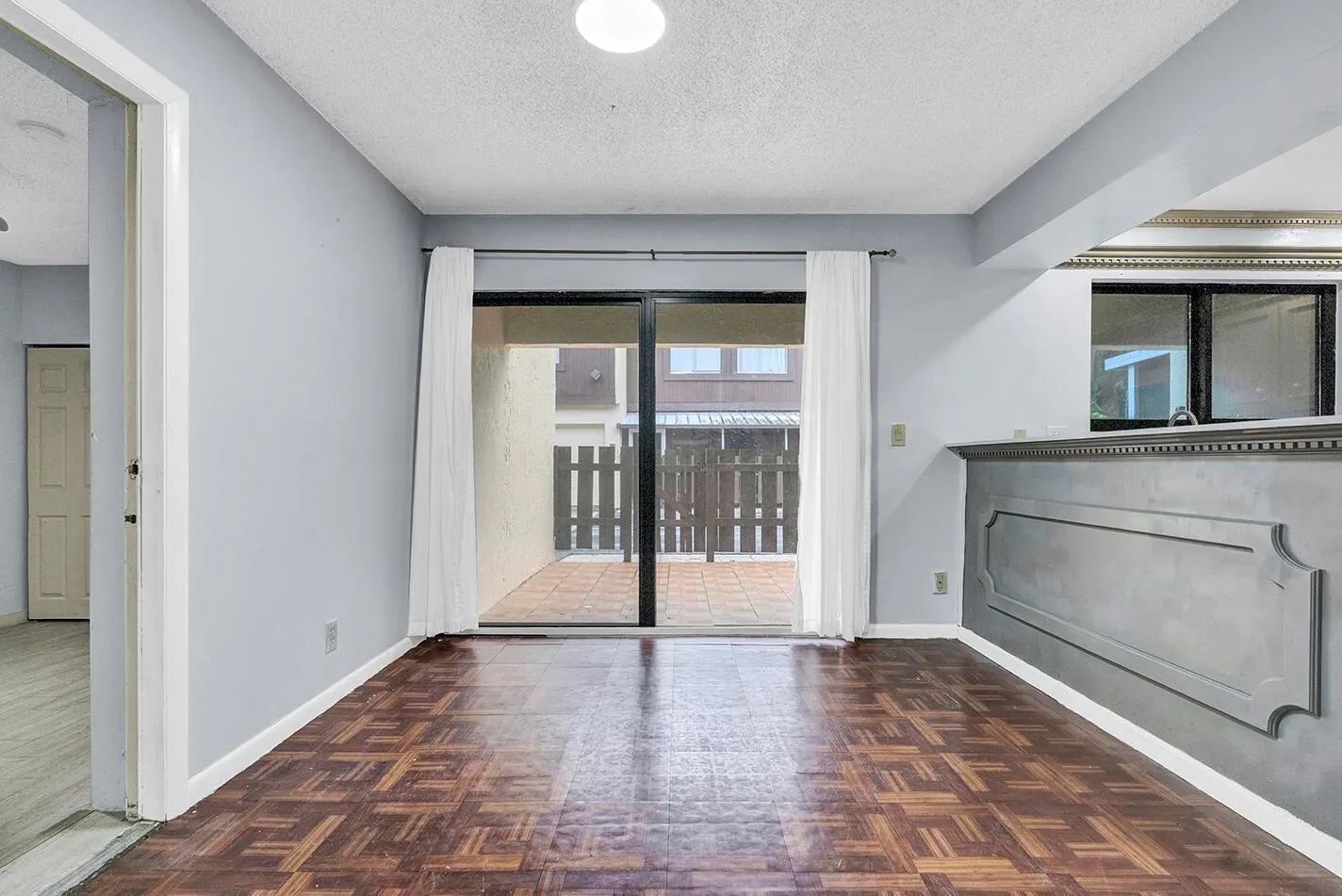 5344 Bosque Lane, #101