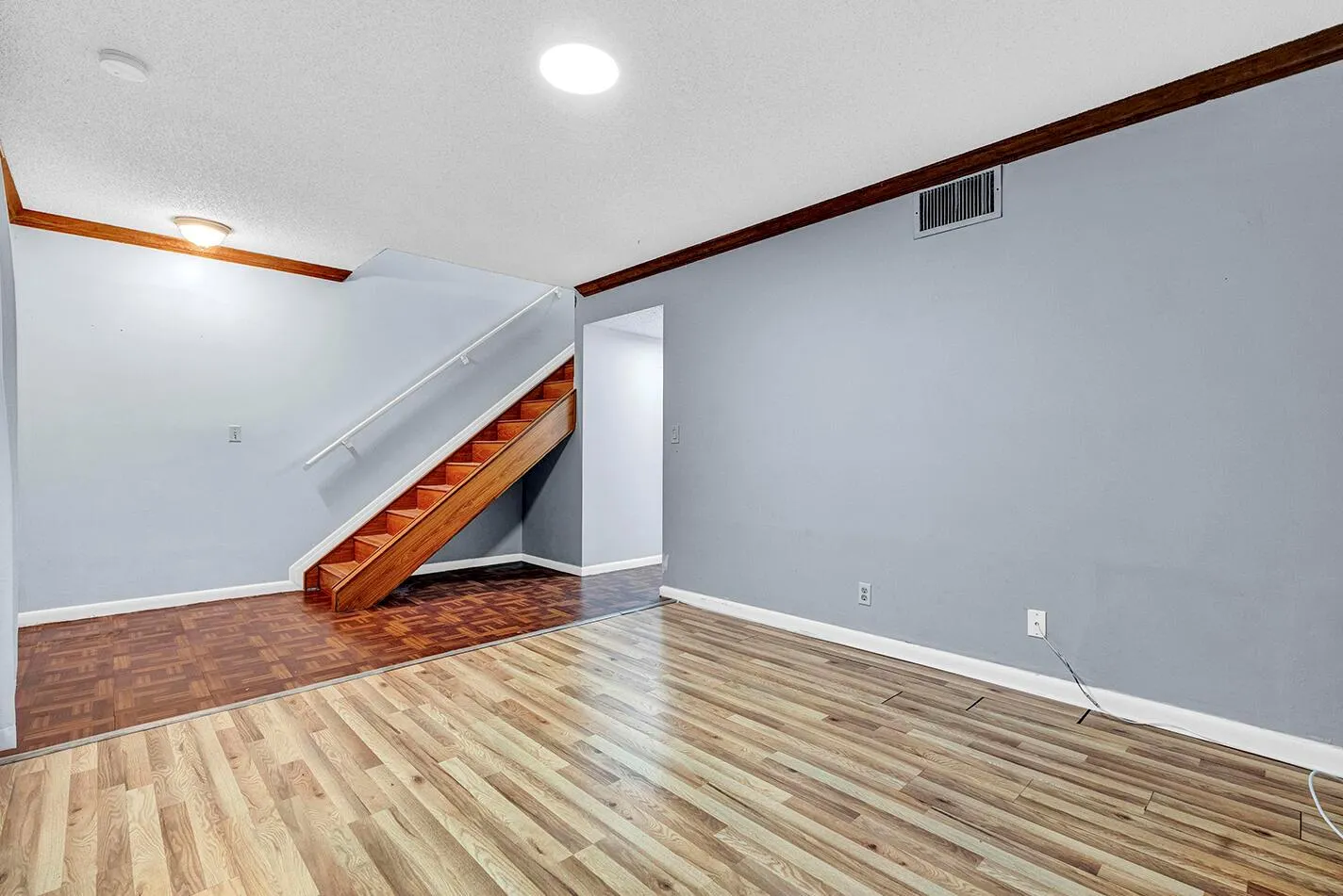 5344 Bosque Lane, #101