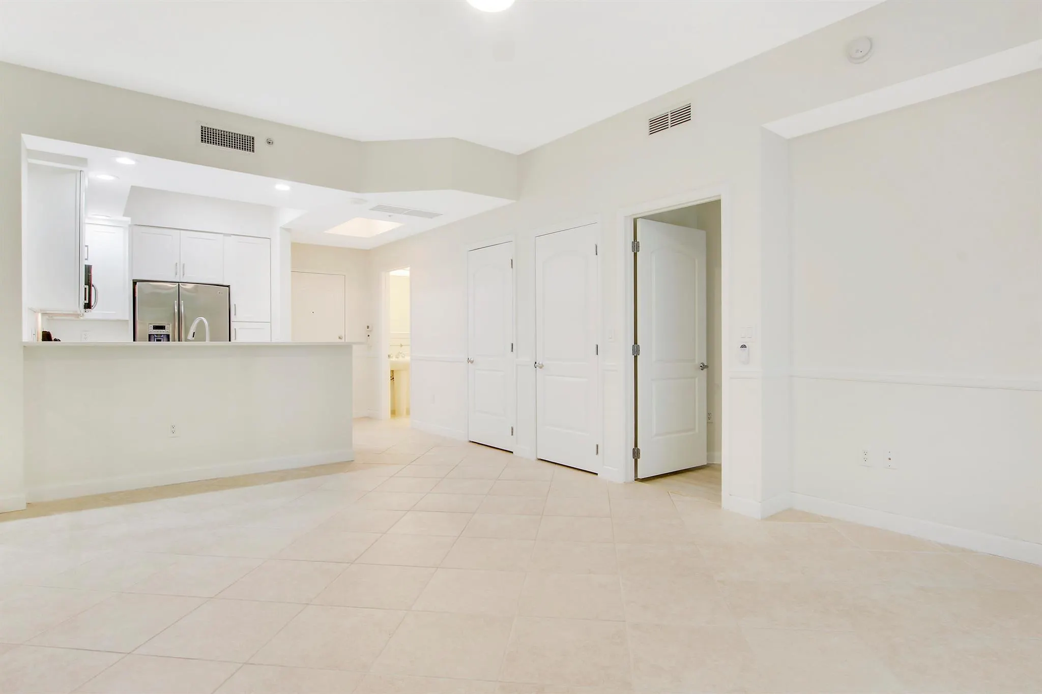 801 S Olive Avenue, #723