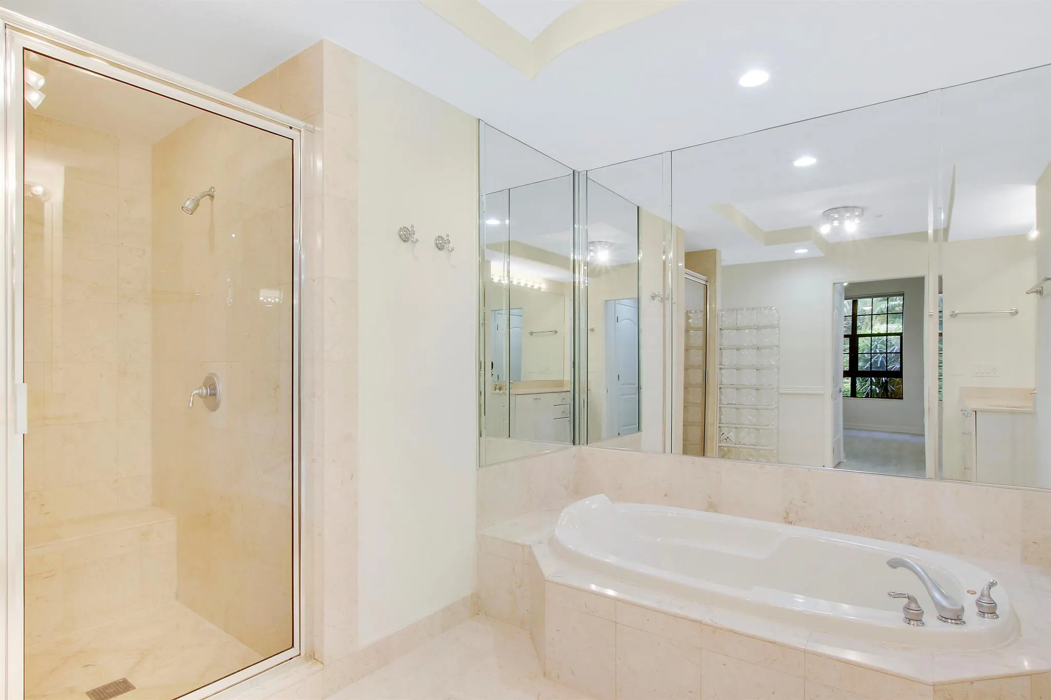 801 S Olive Avenue, #723