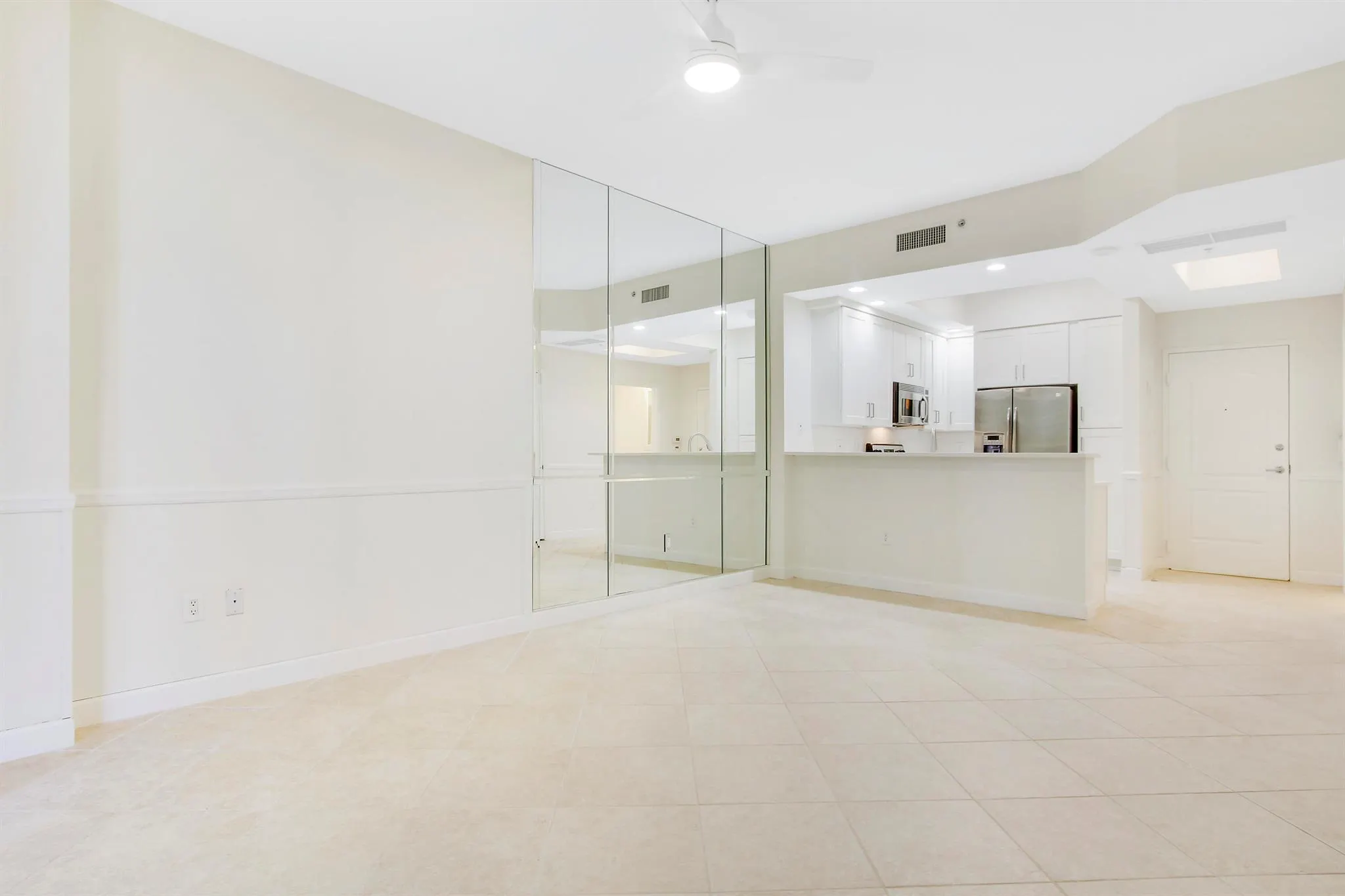 801 S Olive Avenue, #723