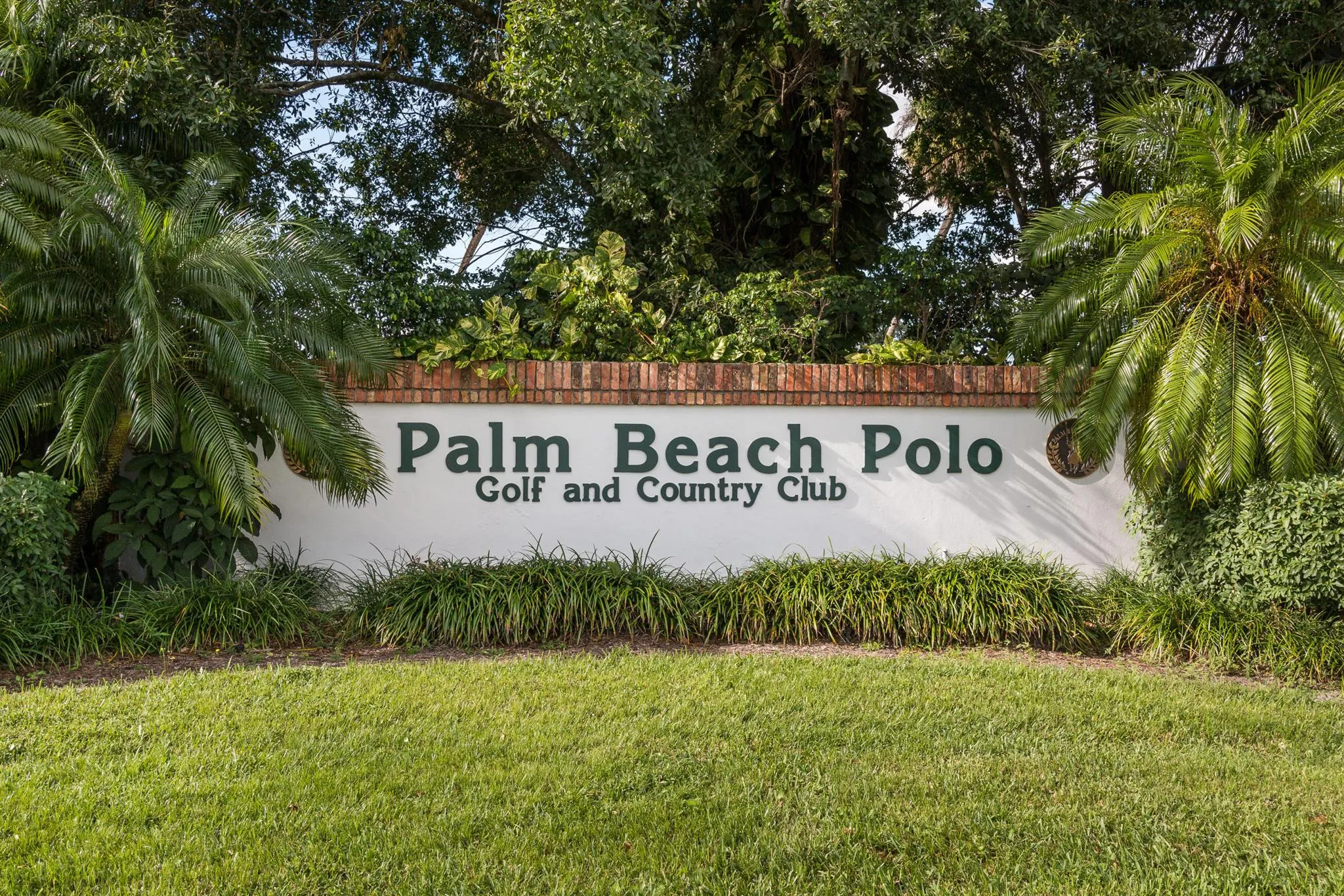 11863 Wimbledon Circle, #407