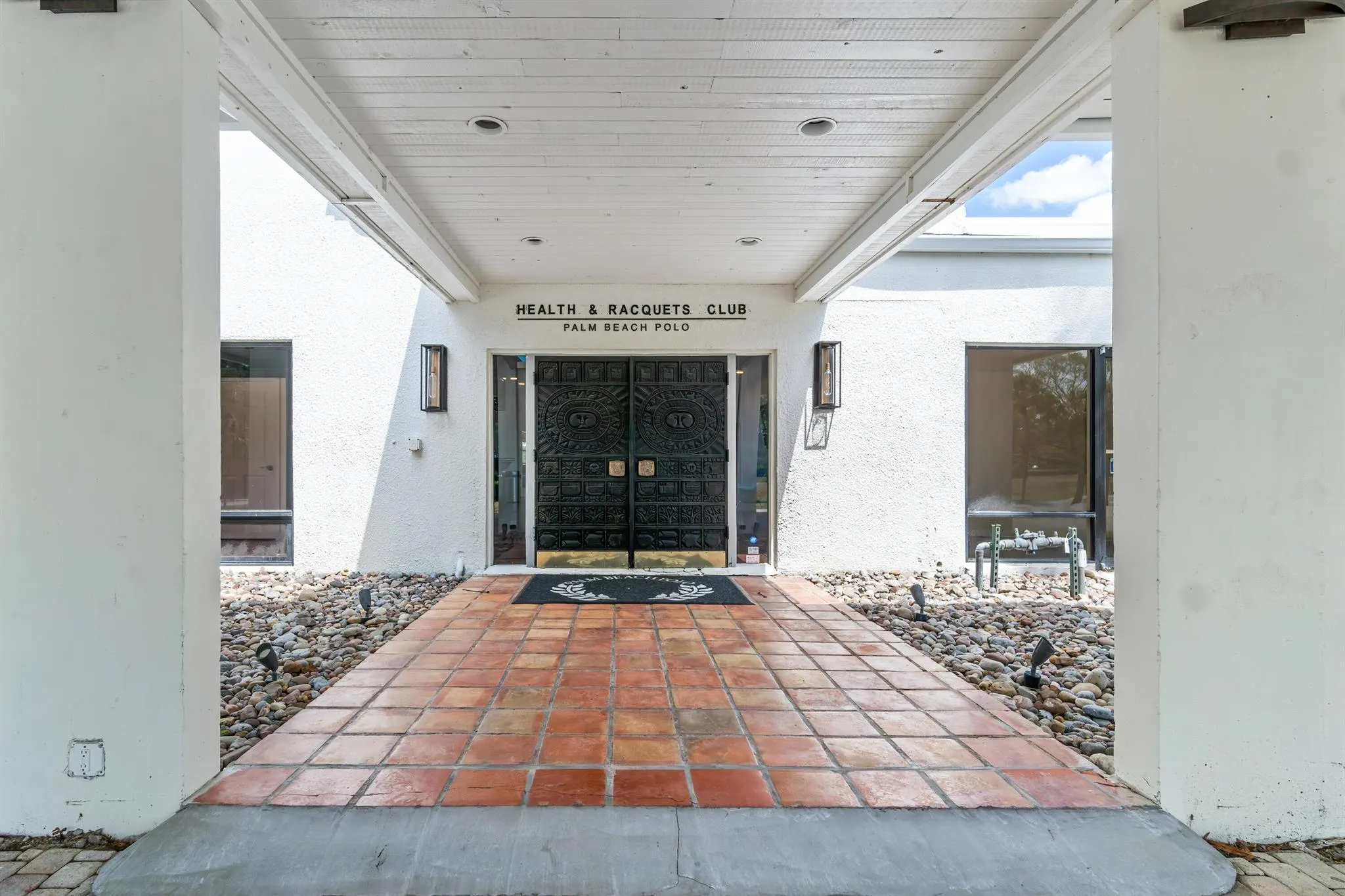 11863 Wimbledon Circle, #407