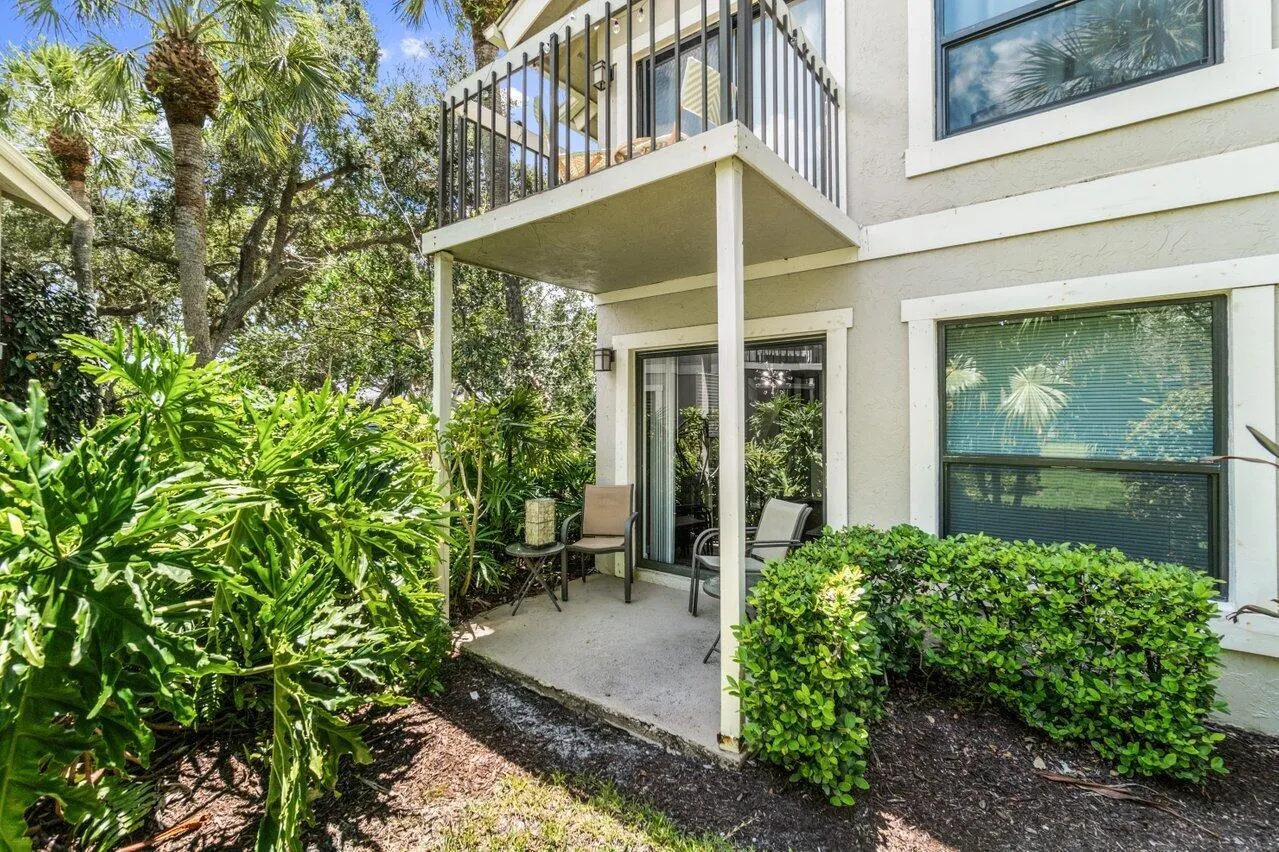 11863 Wimbledon Circle, #407