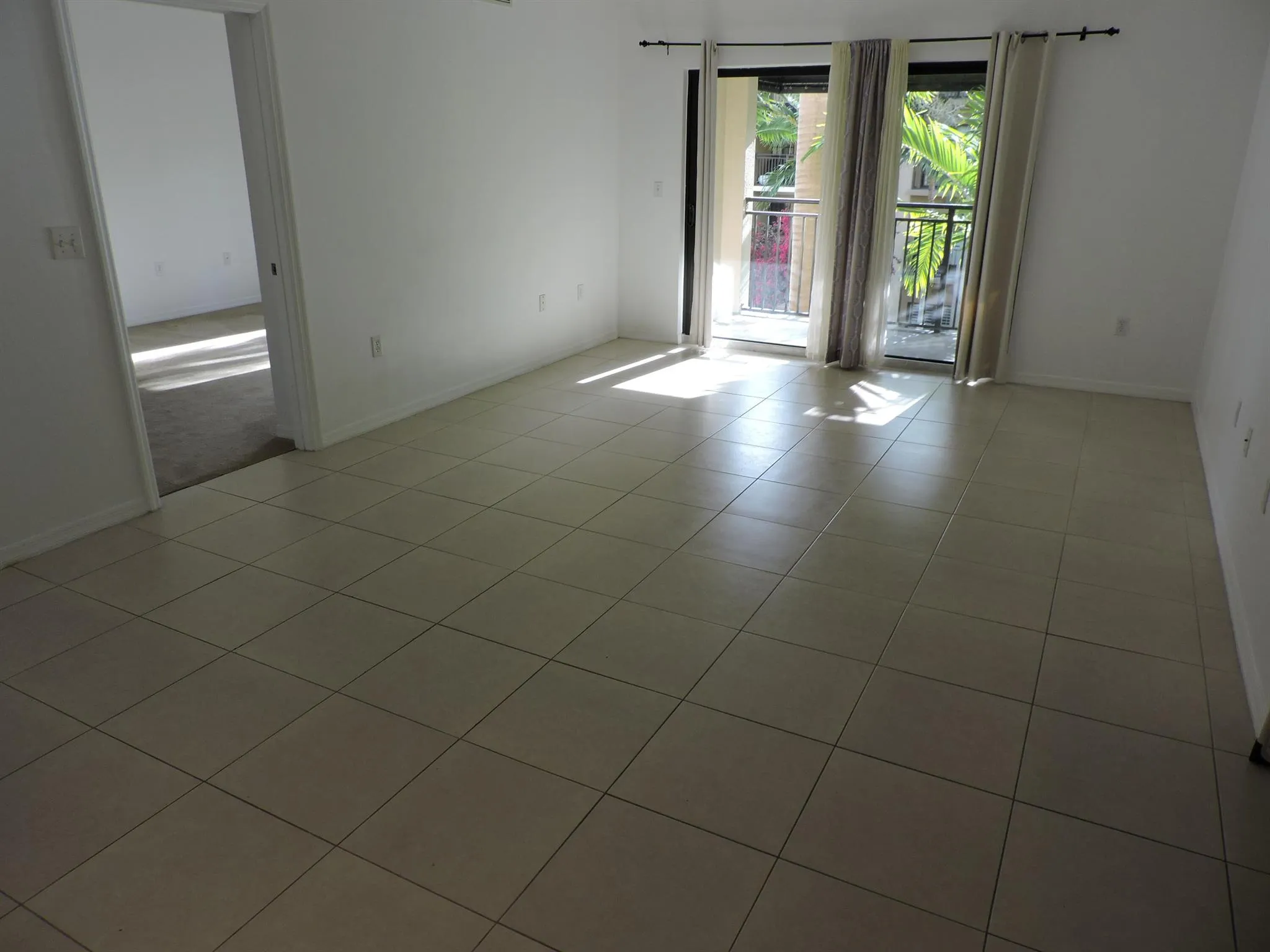 4903 Midtown Lane, #3319