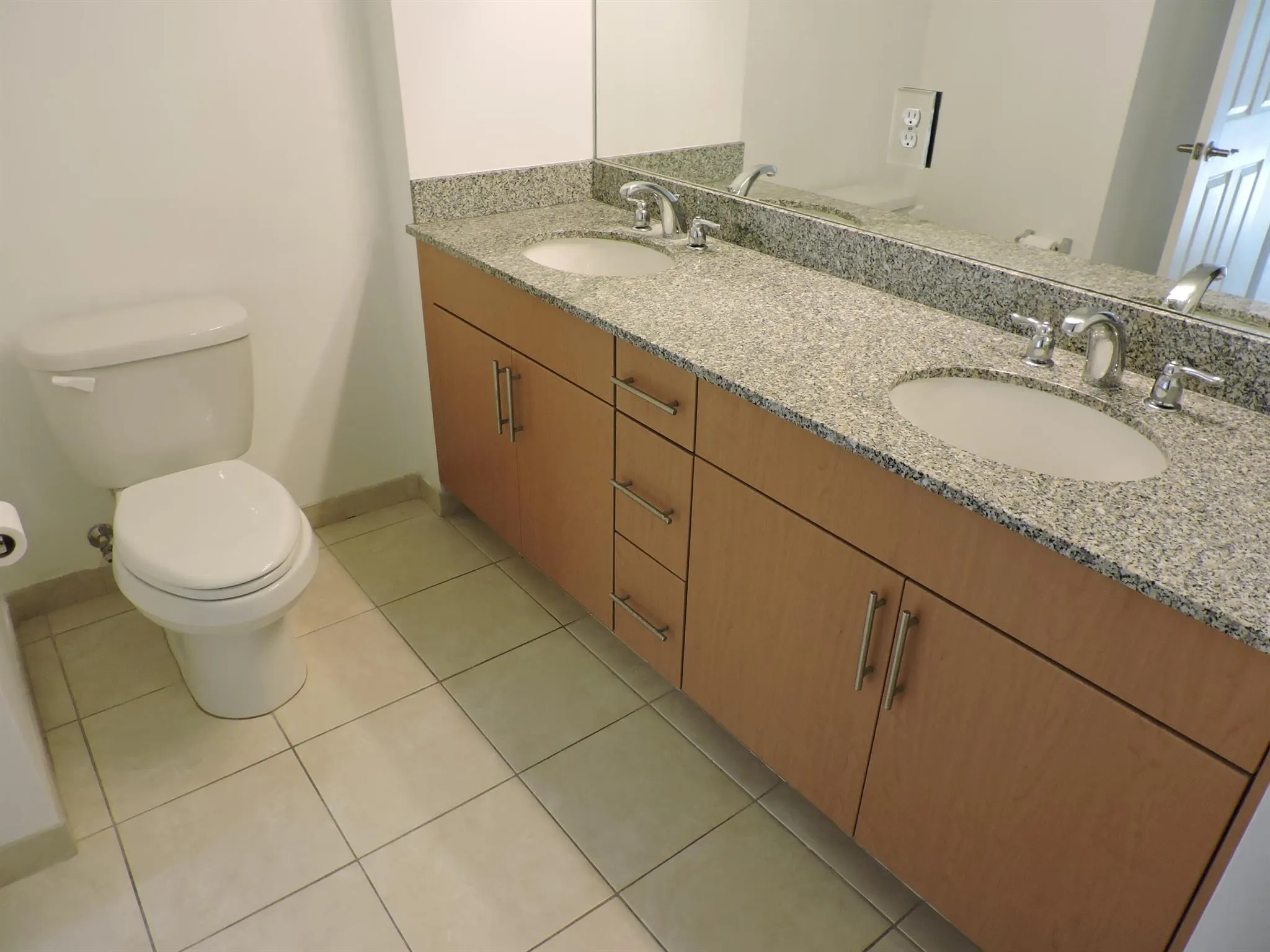 4903 Midtown Lane, #3319