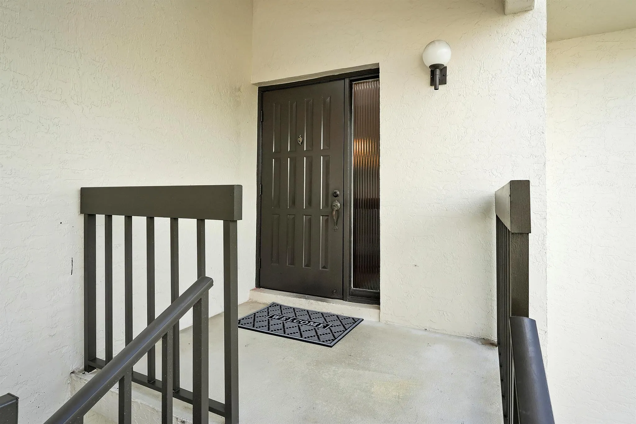 402 Wingfoot Drive, #B