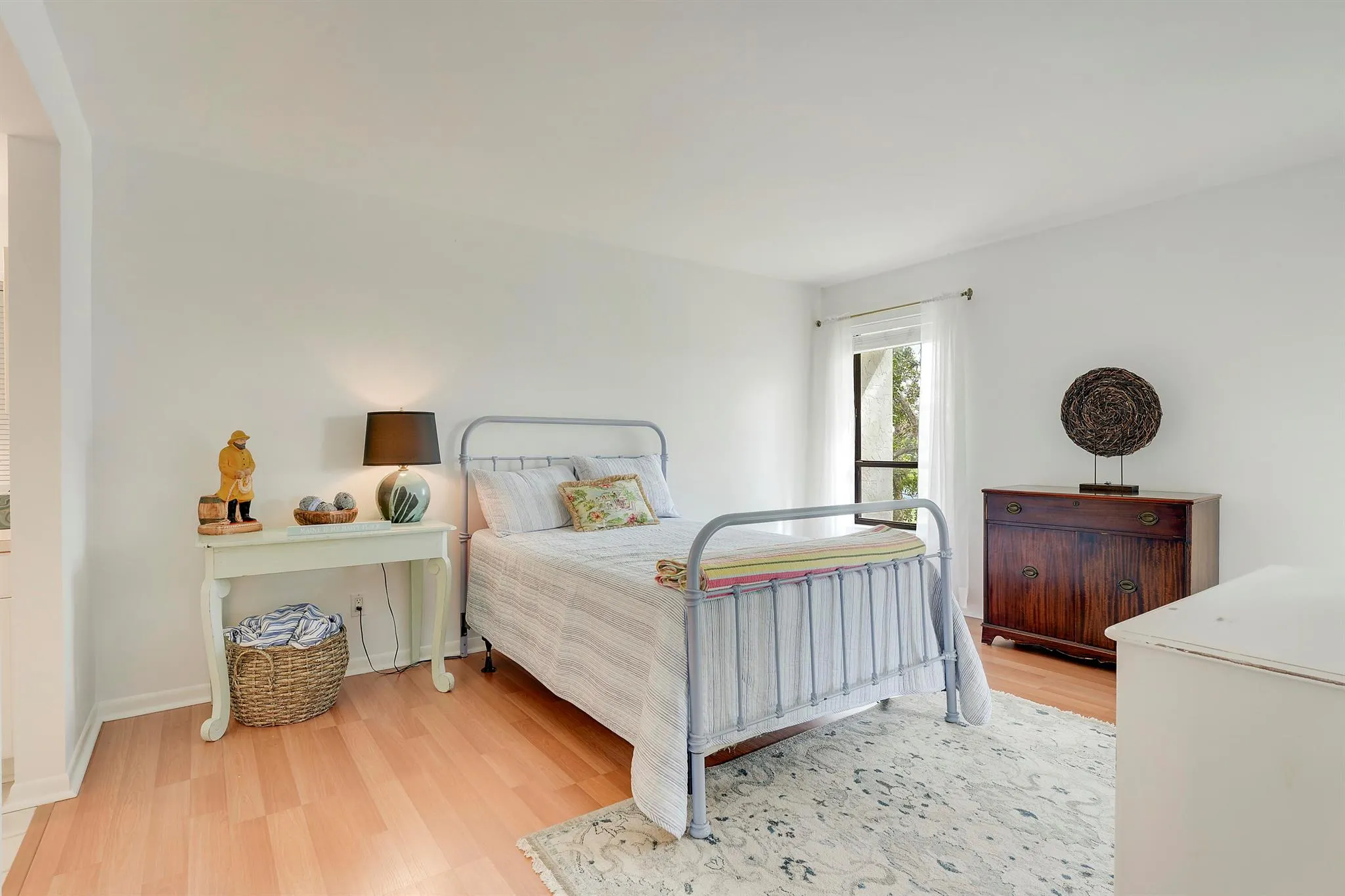 402 Wingfoot Drive, #B