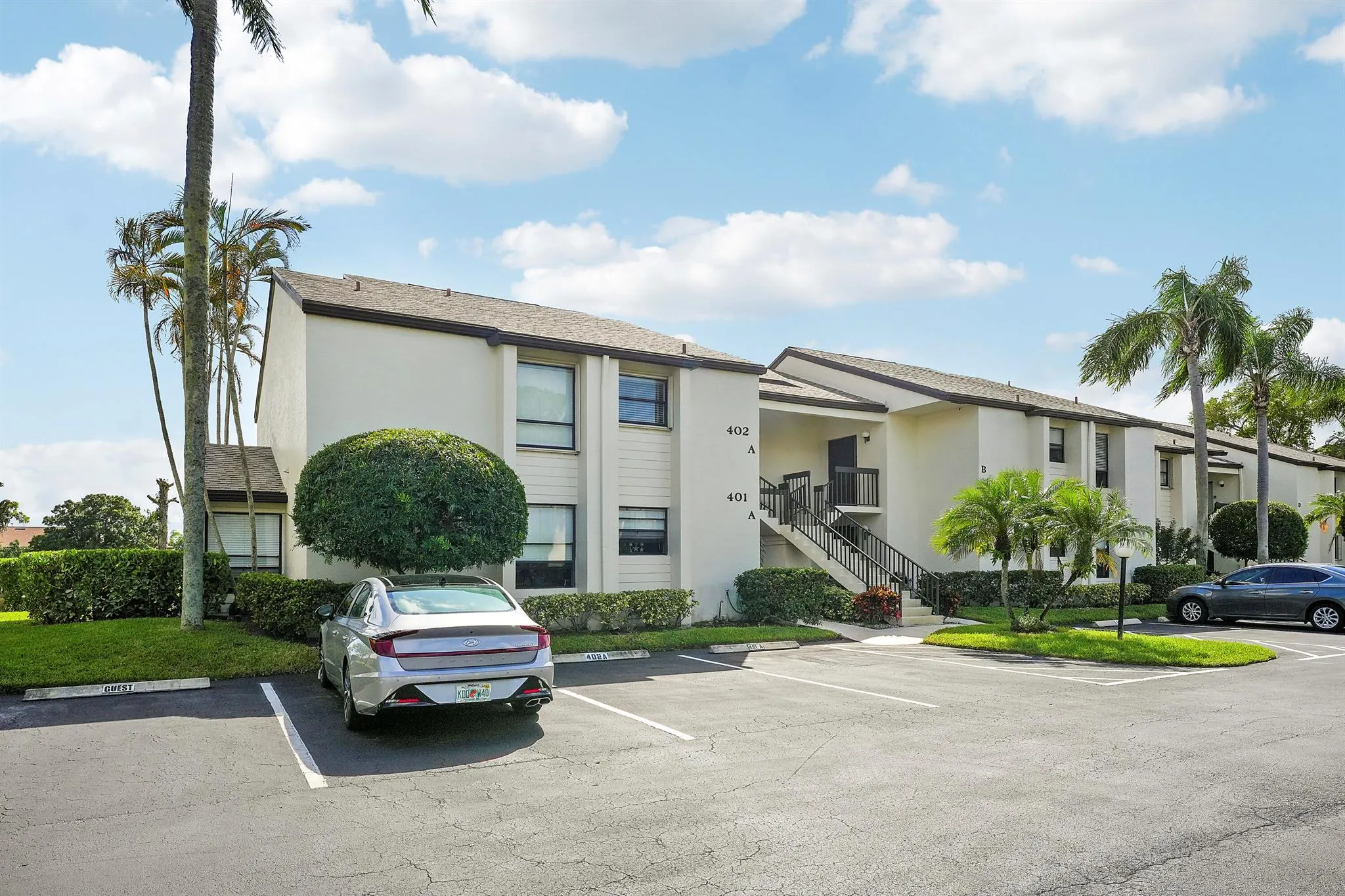 402 Wingfoot Drive, #B