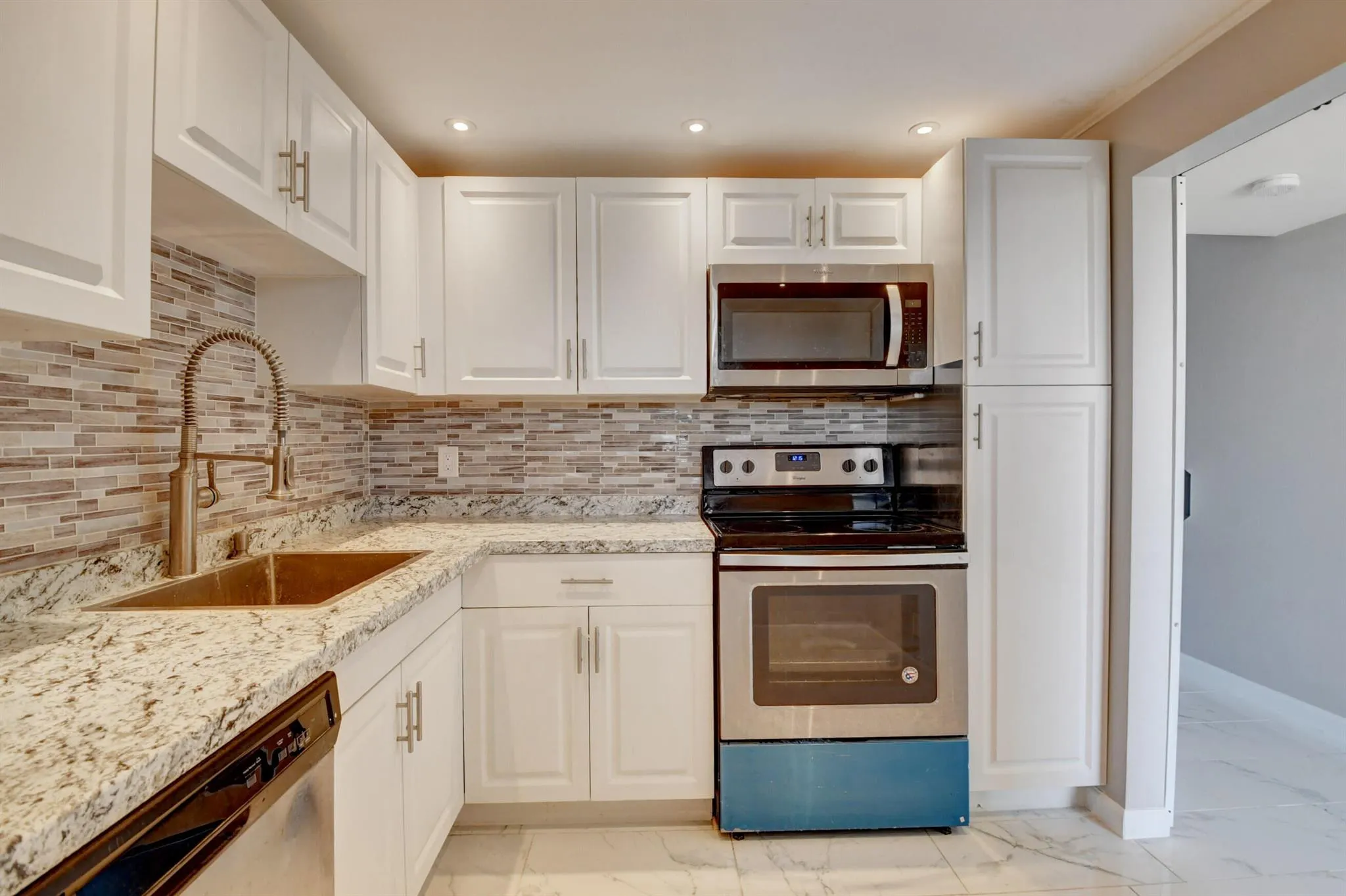 5500 NW 2nd Avenue, #418