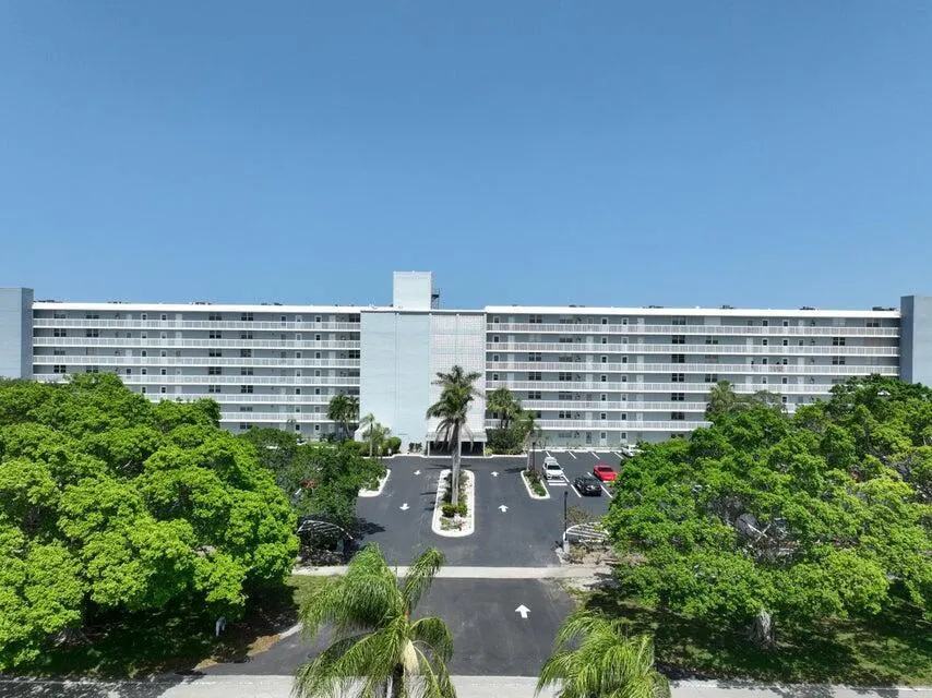 5500 NW 2nd Avenue, #418