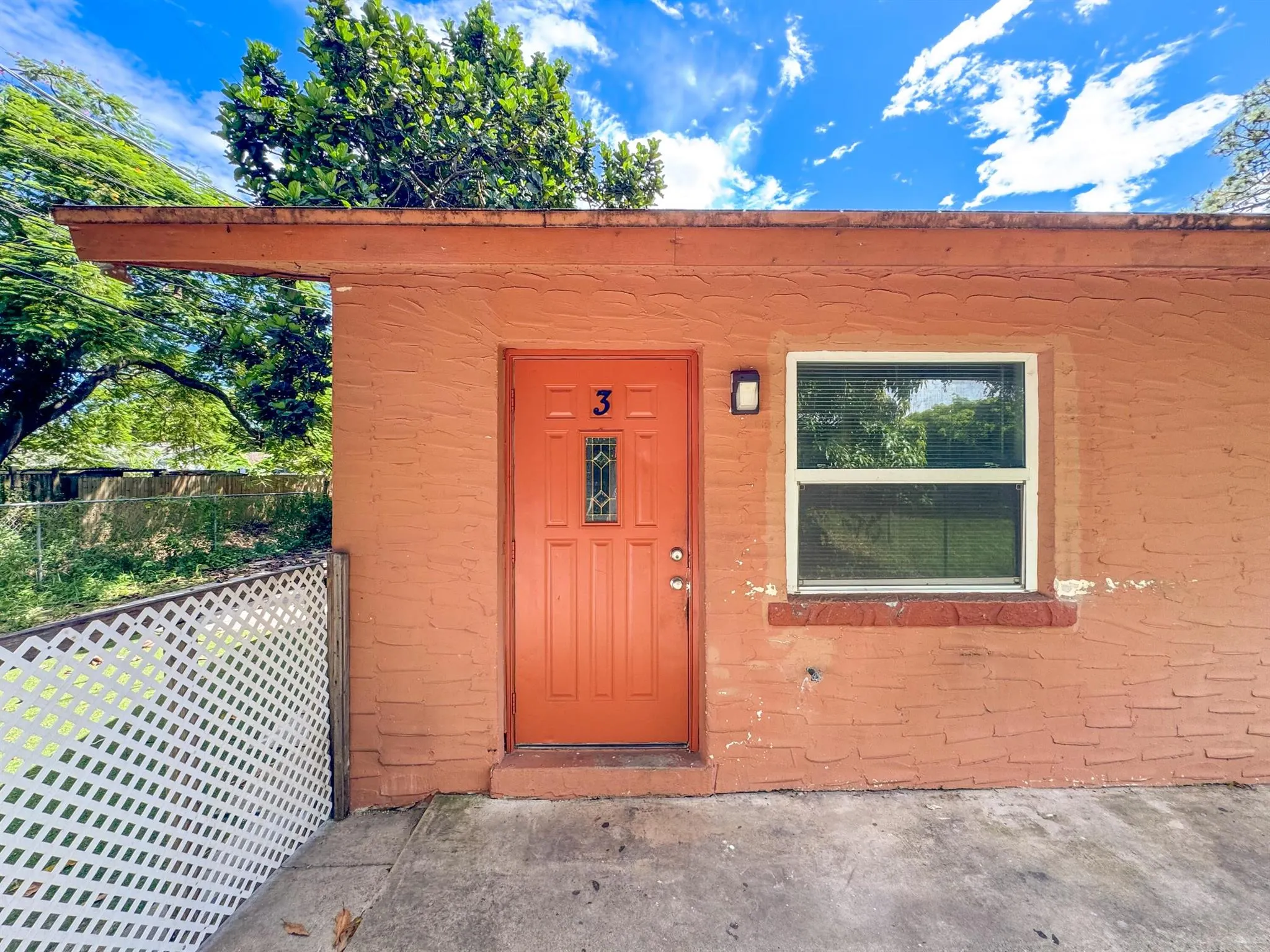 228 Fleming Avenue, ##3