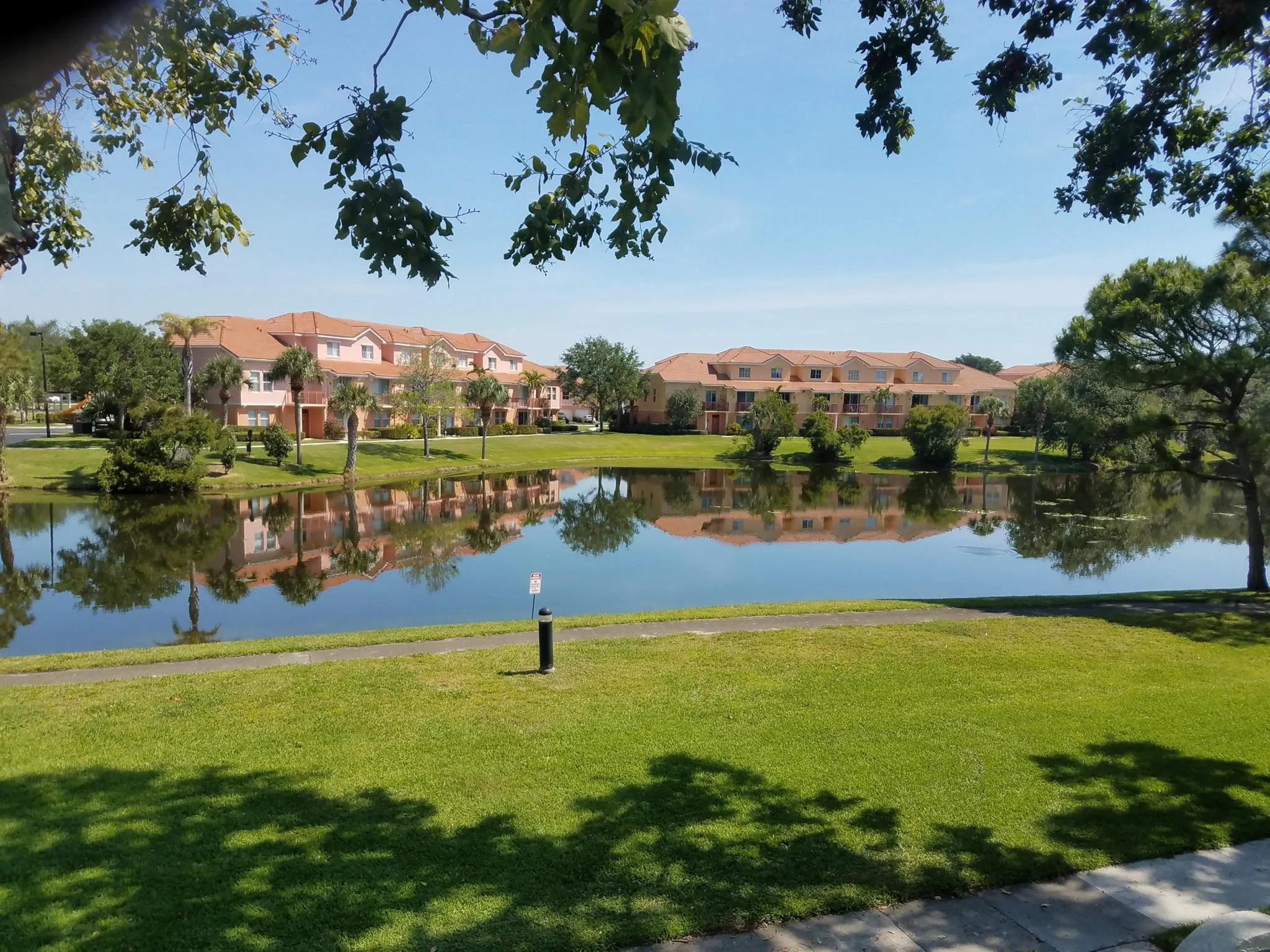 1215 Crystal Way, #N