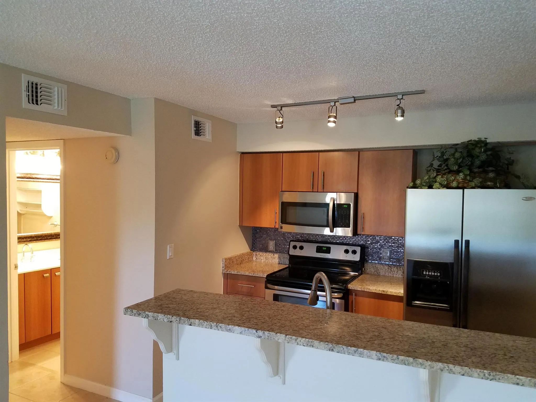 1215 Crystal Way, #N