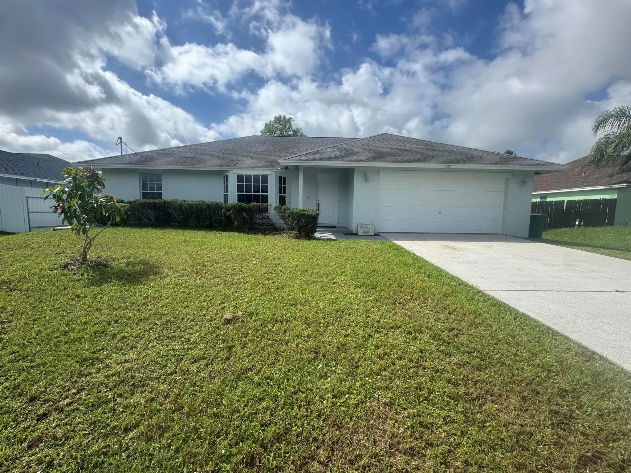 1426 SW Prairie Circle