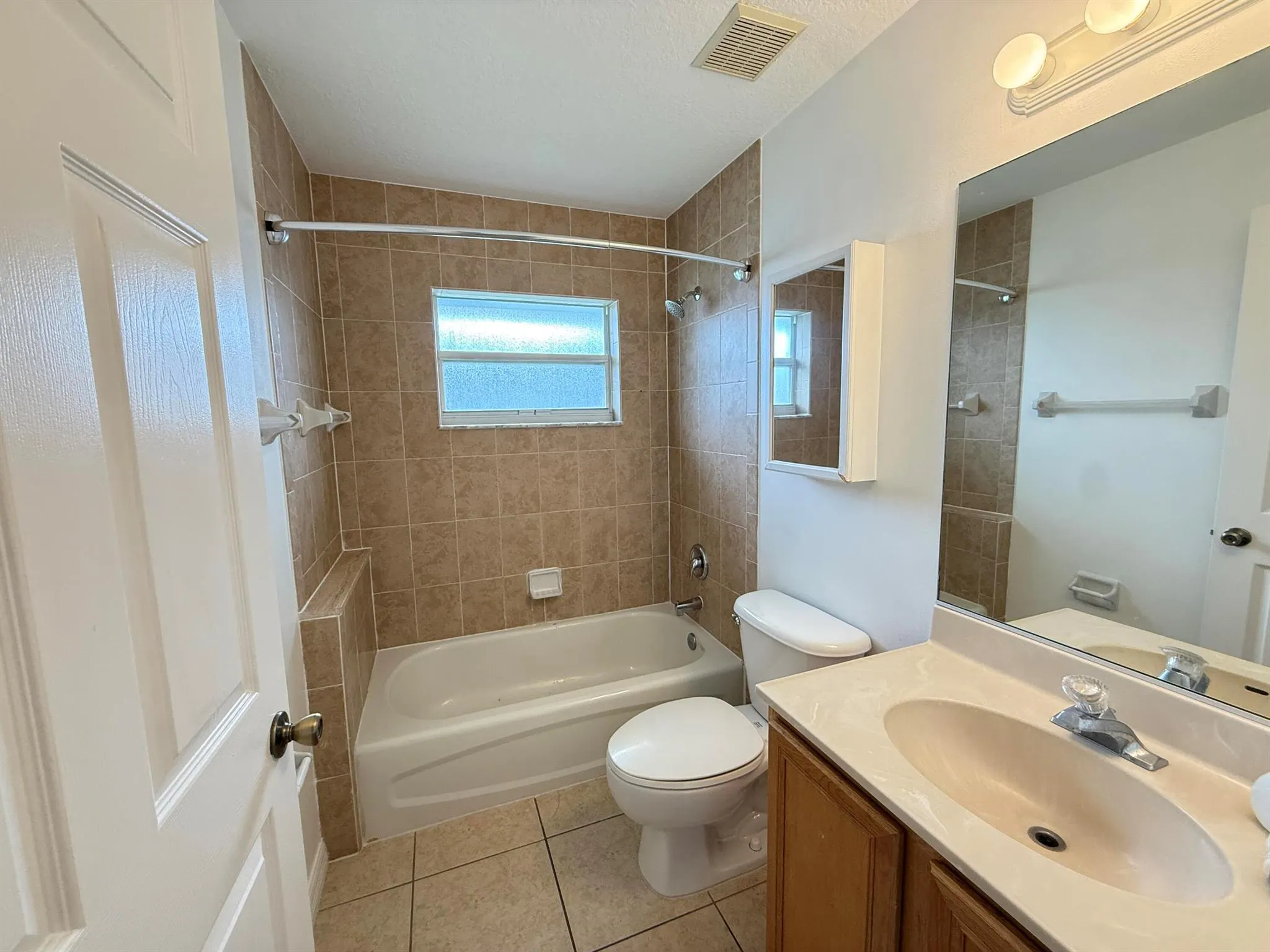 1426 SW Prairie Circle