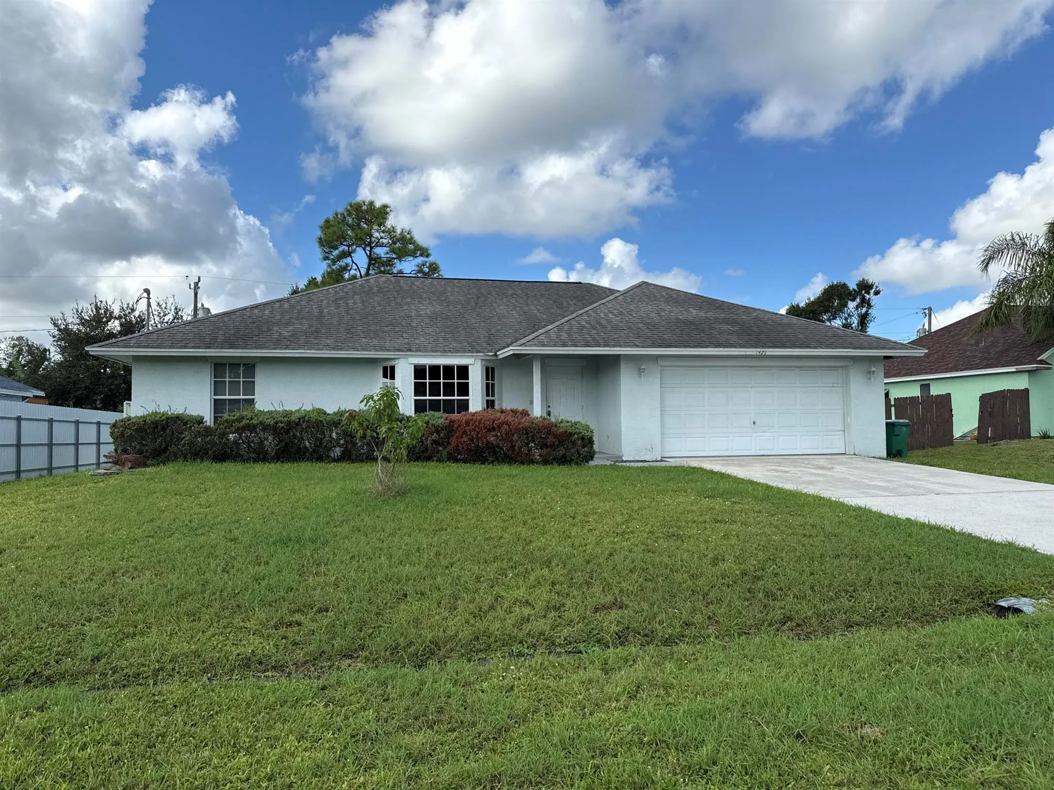 1426 SW Prairie Circle